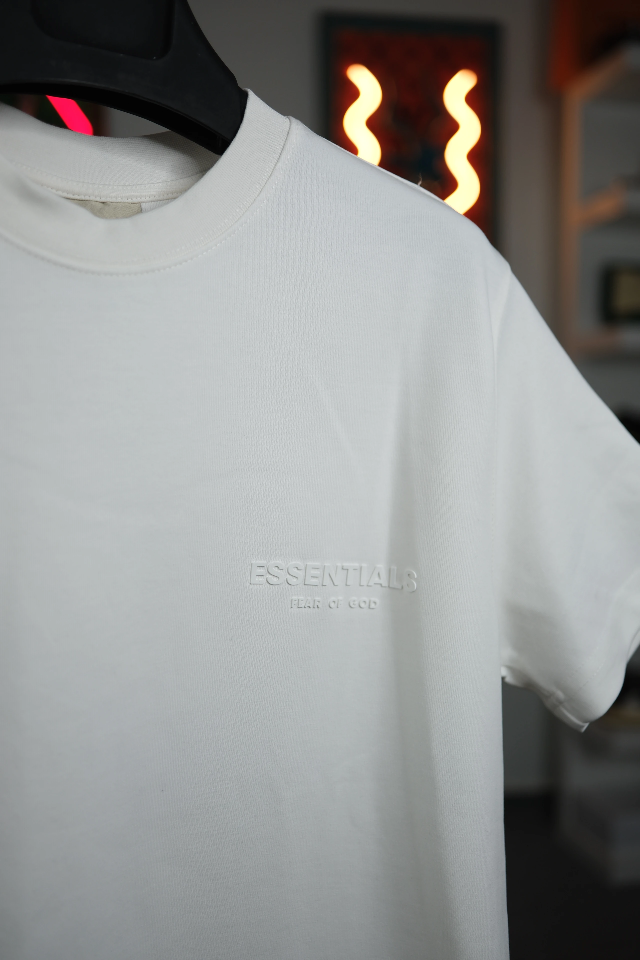 ESSENTIALS T-SHIRT