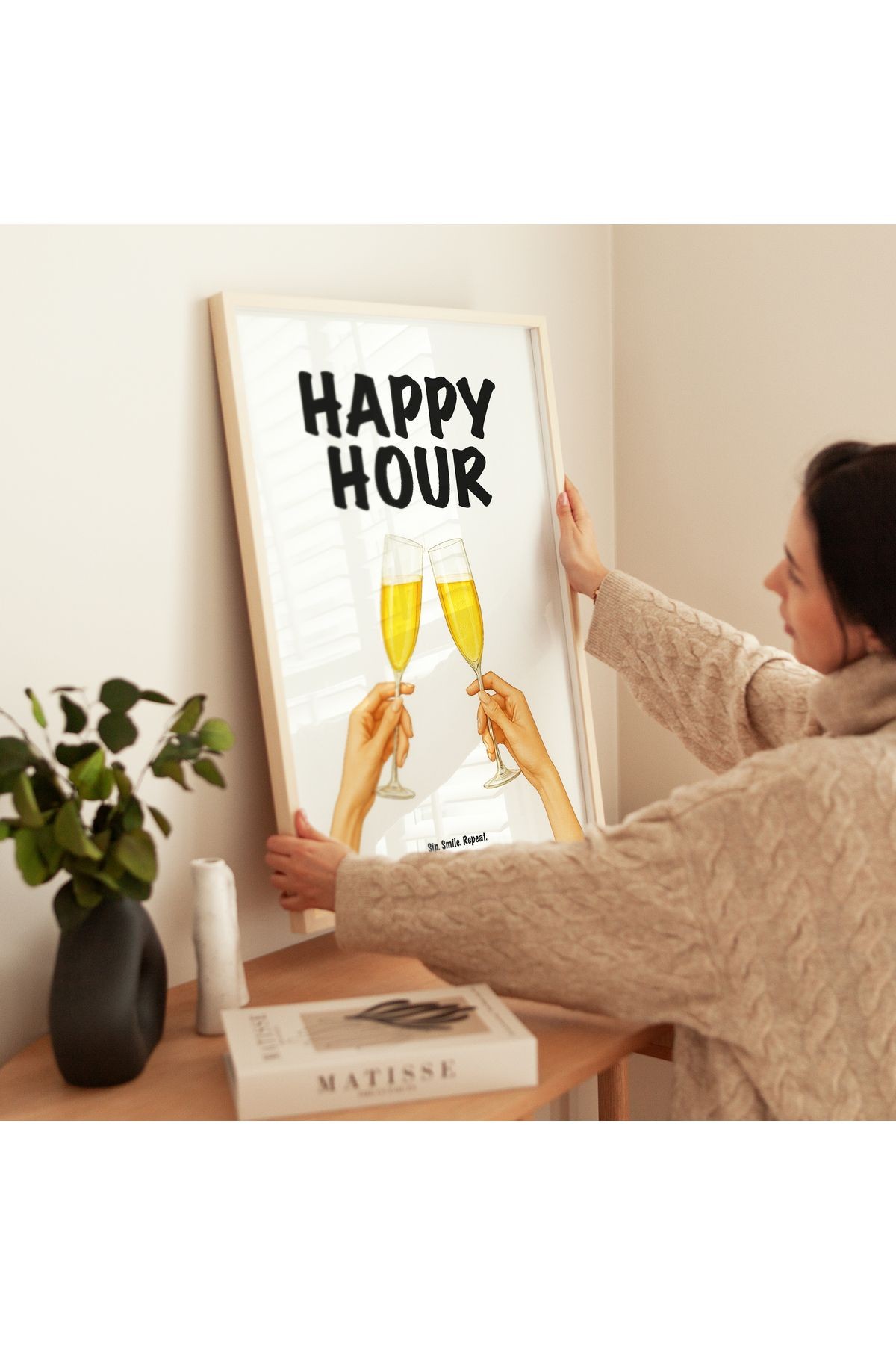 Happy Hour Poster – Şampanya Kadehli Modern Duvar Posteri - Çerçevesiz Poster