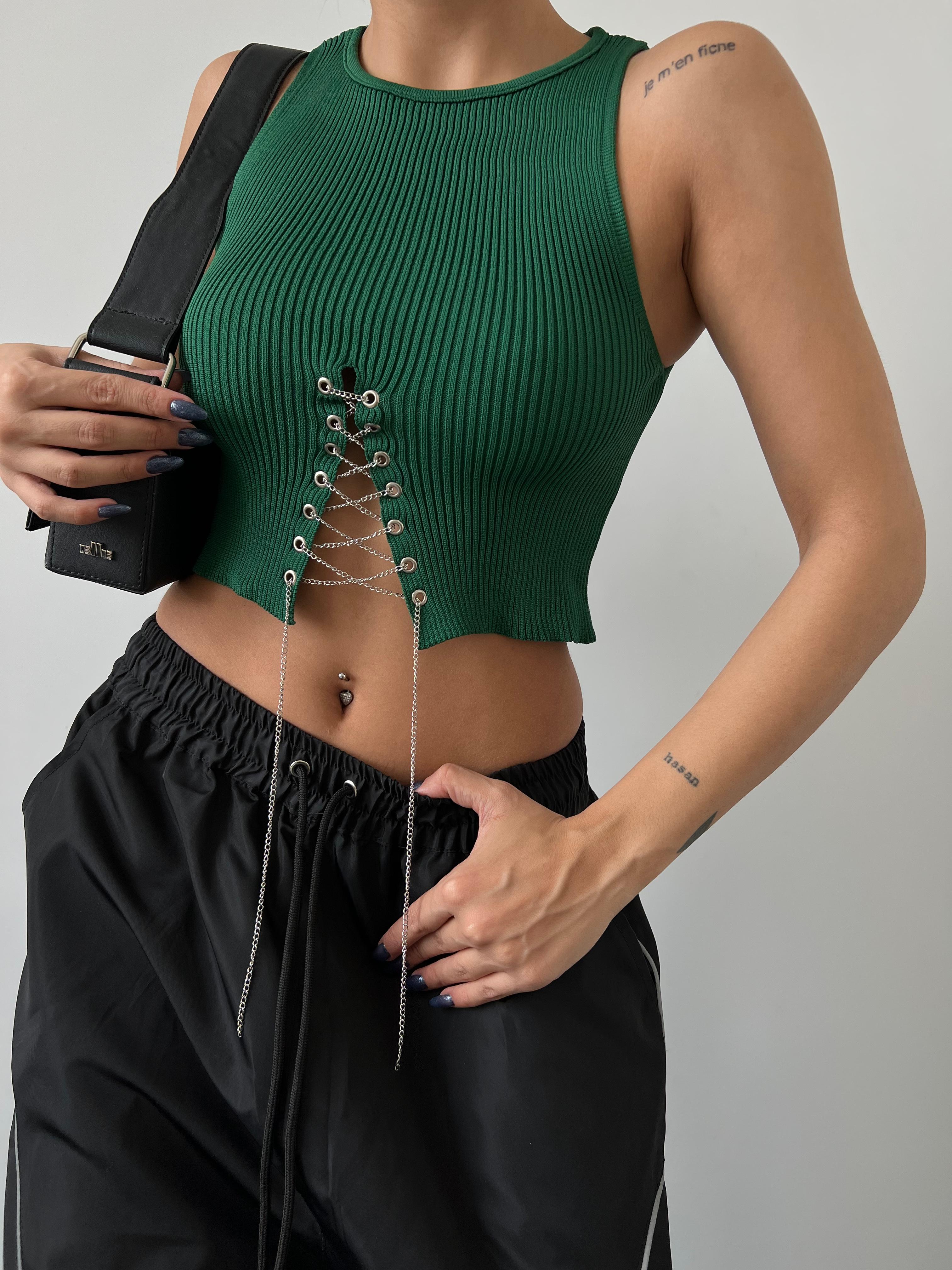 Zincir Bağlamalı Crop Bluz