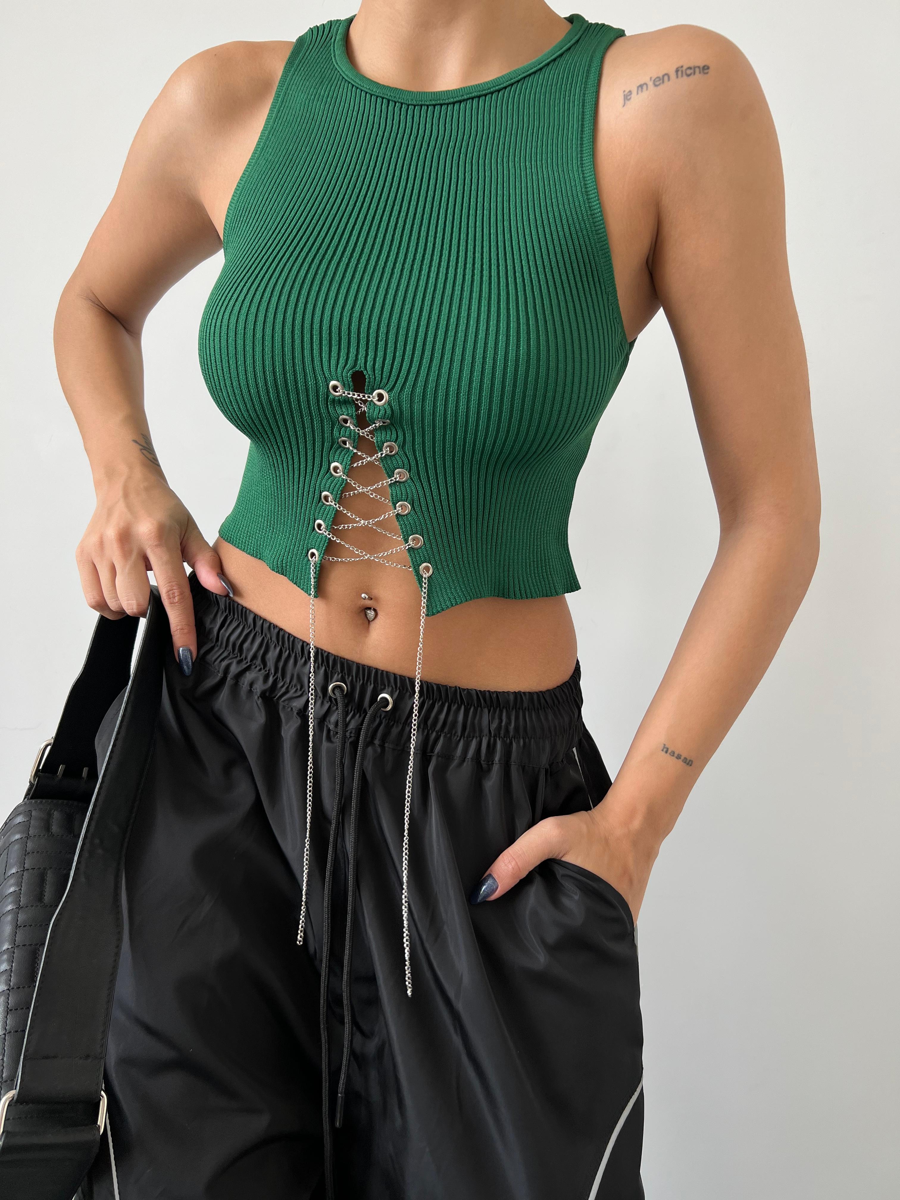 Zincir Bağlamalı Crop Bluz