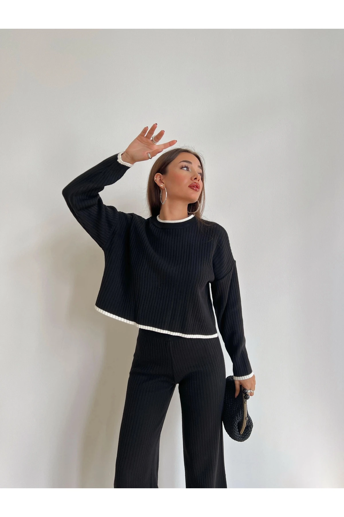 Bisiklet Yaka Crop Kazak Yırtmaçlı Pantolon Triko Alt-Üst Takım