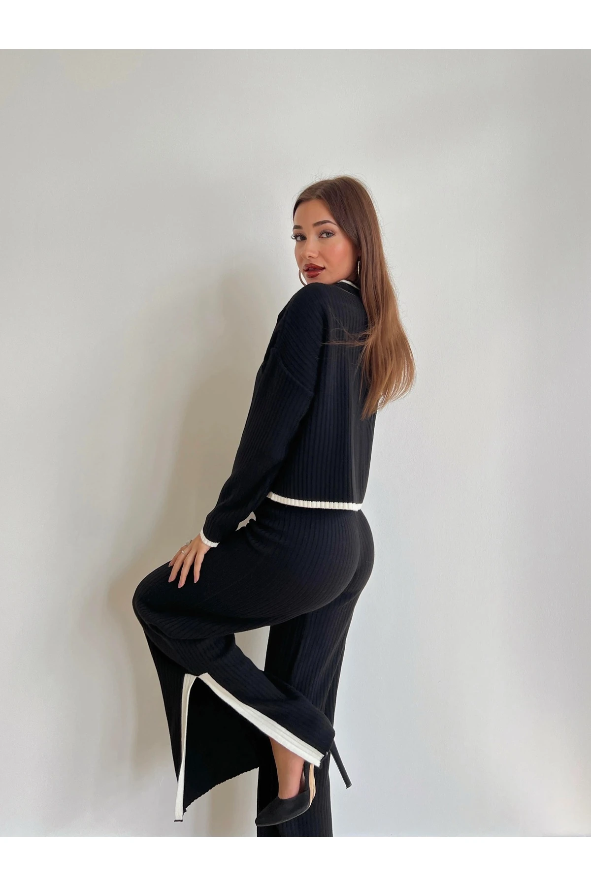 Bisiklet Yaka Crop Kazak Yırtmaçlı Pantolon Triko Alt-Üst Takım