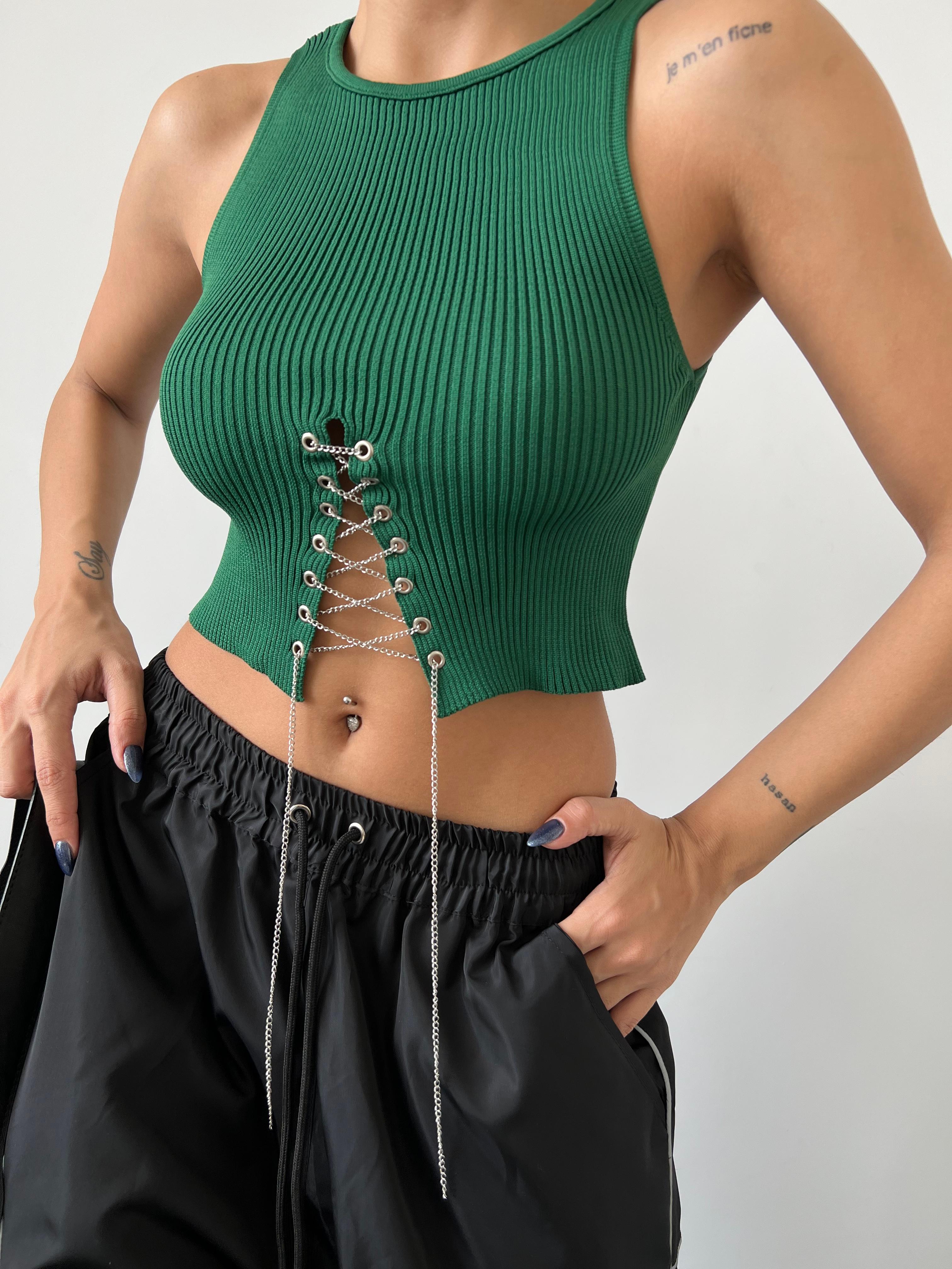 Zincir Bağlamalı Crop Bluz