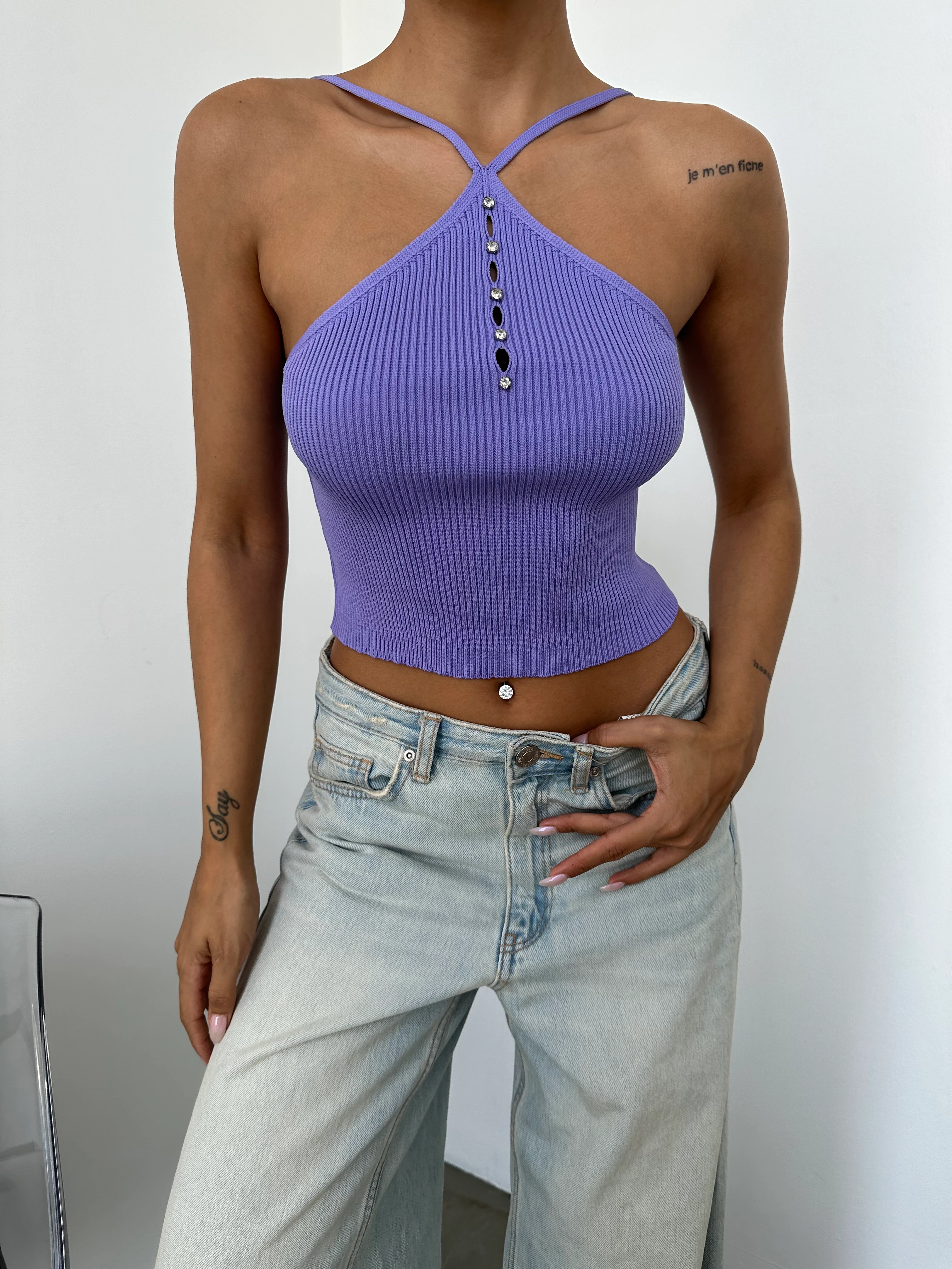 Kadın Çapraz Askılı Taş Detaylı Crop Triko Bluz