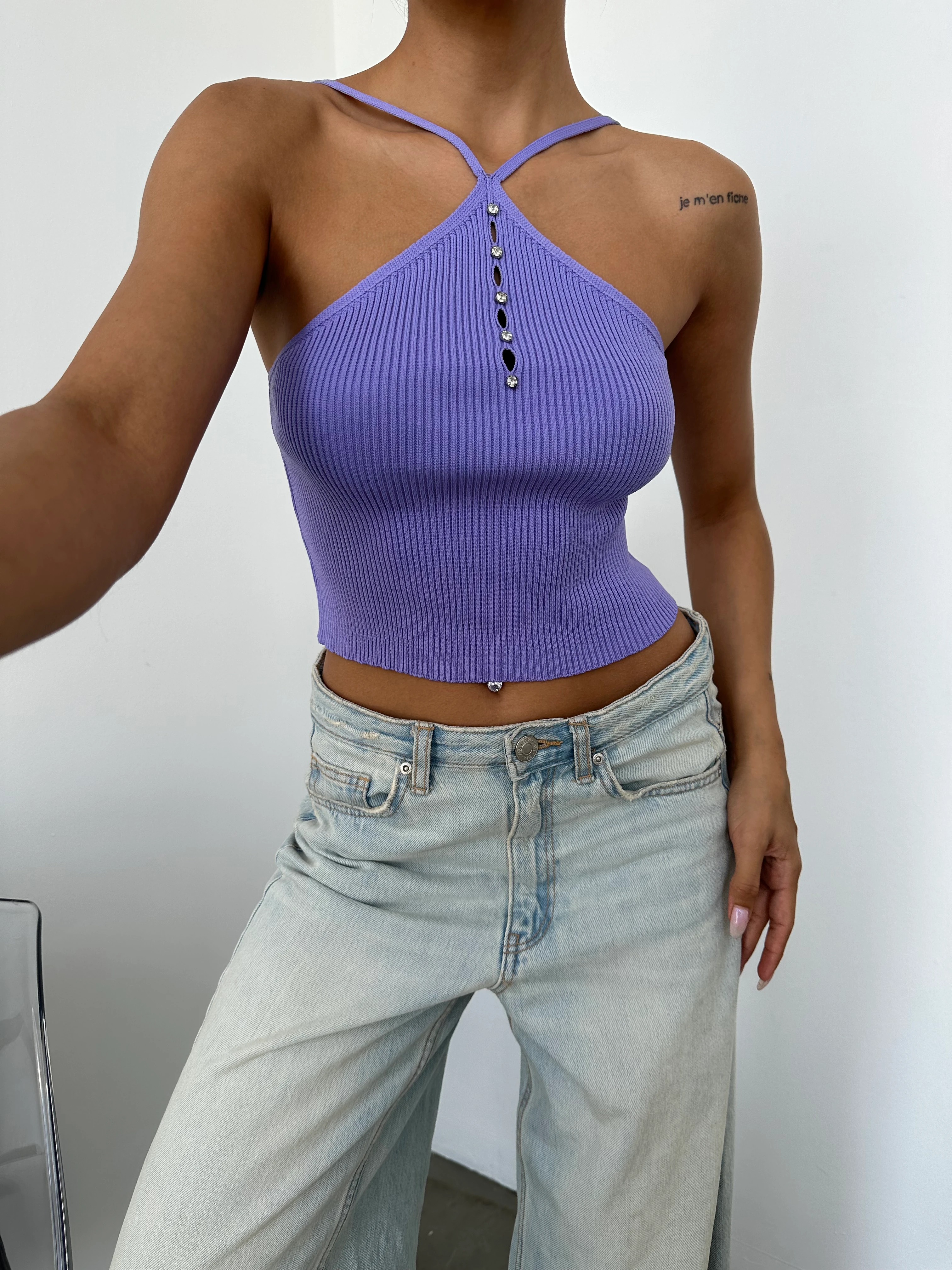 Kadın Çapraz Askılı Taş Detaylı Crop Triko Bluz