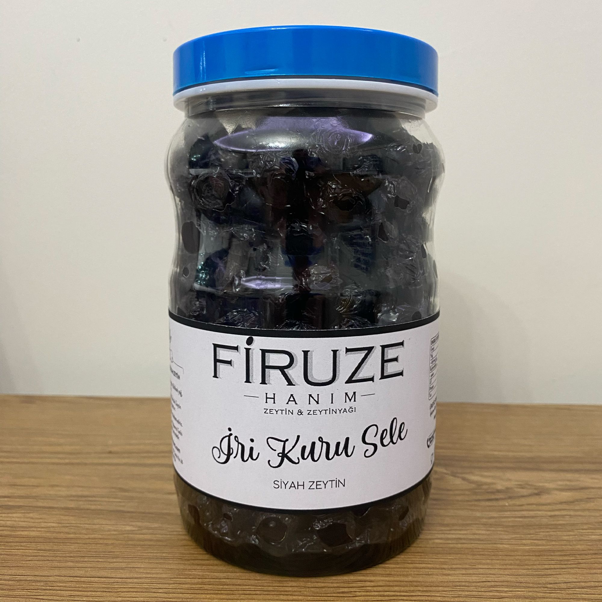 Özel Seri Gemlik İri Boy Tuzsuz Kuru Sele Siyah Zeytin (1 Kilogram)