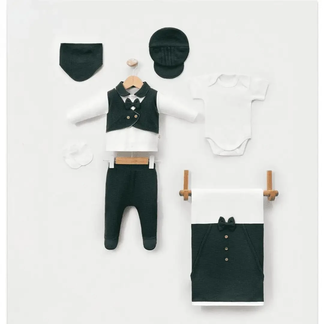 Yelek Görünümlü Papyonlu Erkek Bebek 7'li Hastane Çıkışı Seti (Oeko-Tex Sertifikalı) - Koyu Yeşil