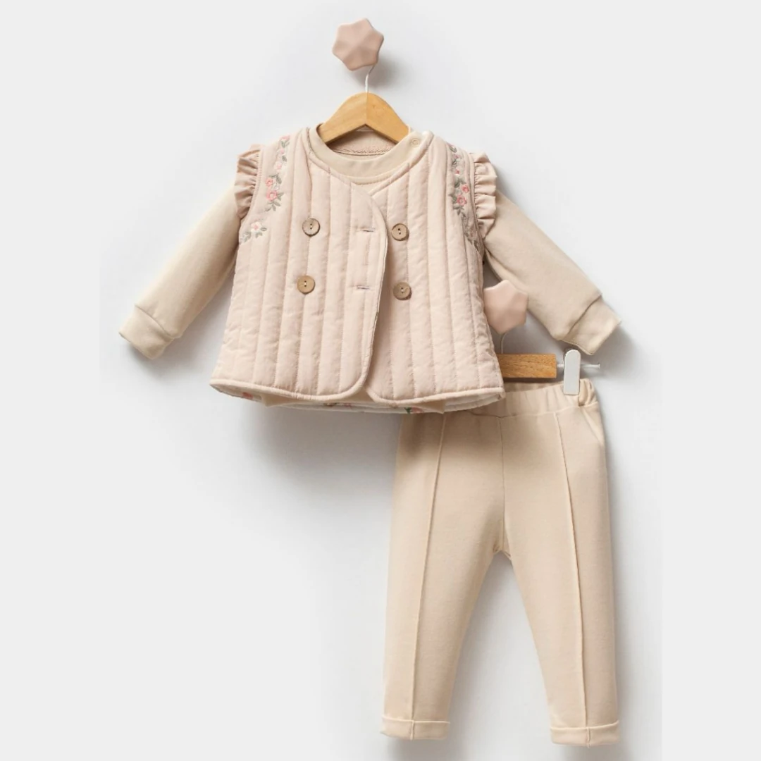 Çiçek İşlemeli Yelekli Kız Bebek 3’lü Takım