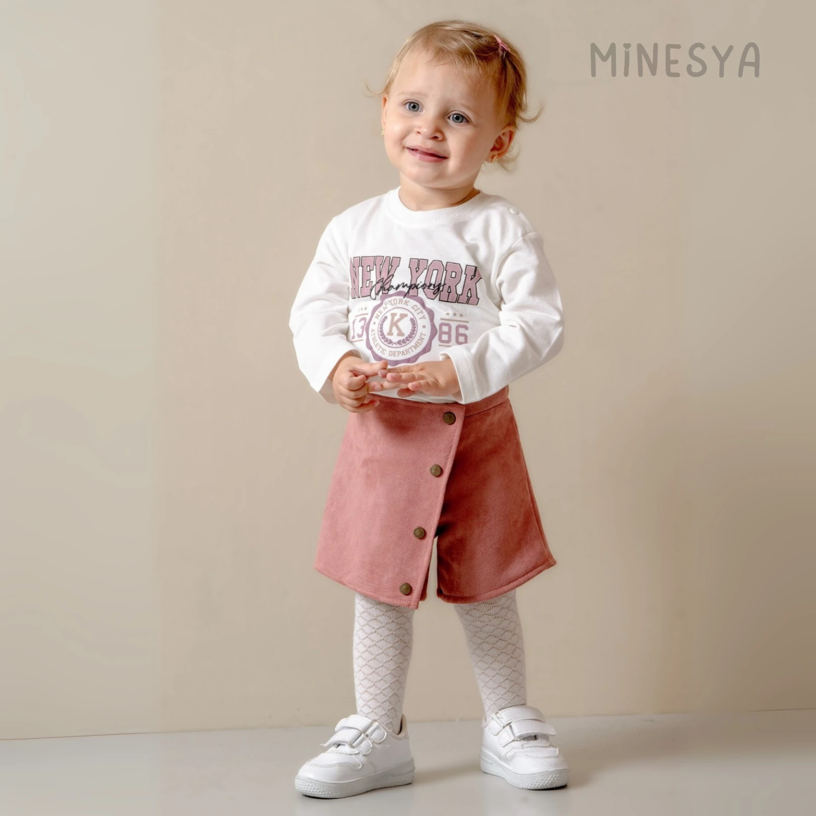 Modern Kolej Tarzı: 3’lü Şort Etekli Kız Bebek Takım