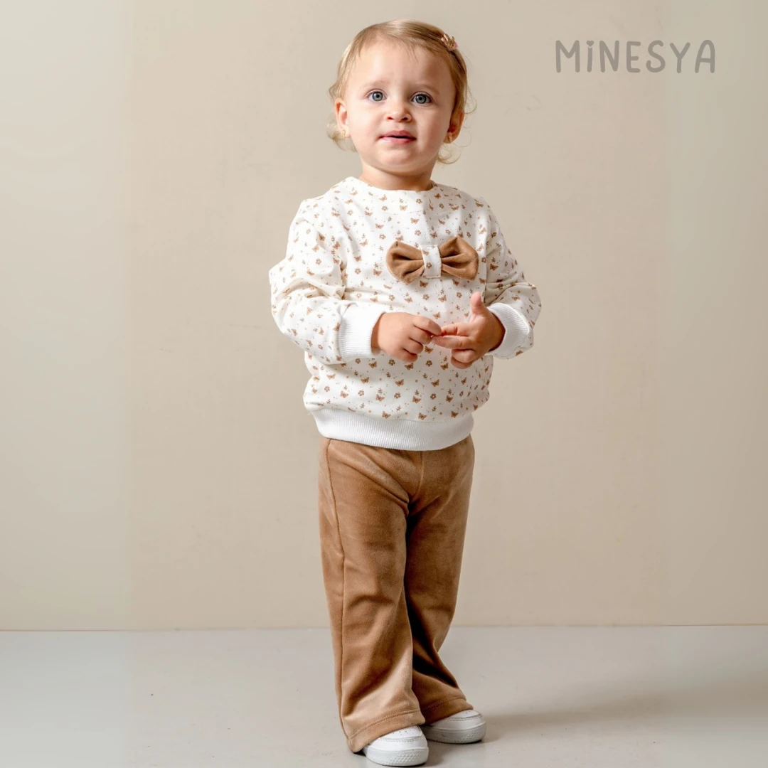 Oeko-Tex Sertifikalı Fiyonklu Sweatshirt ve Pantolon Kız Bebek 2’li Takım  - Sütlü Kahve
