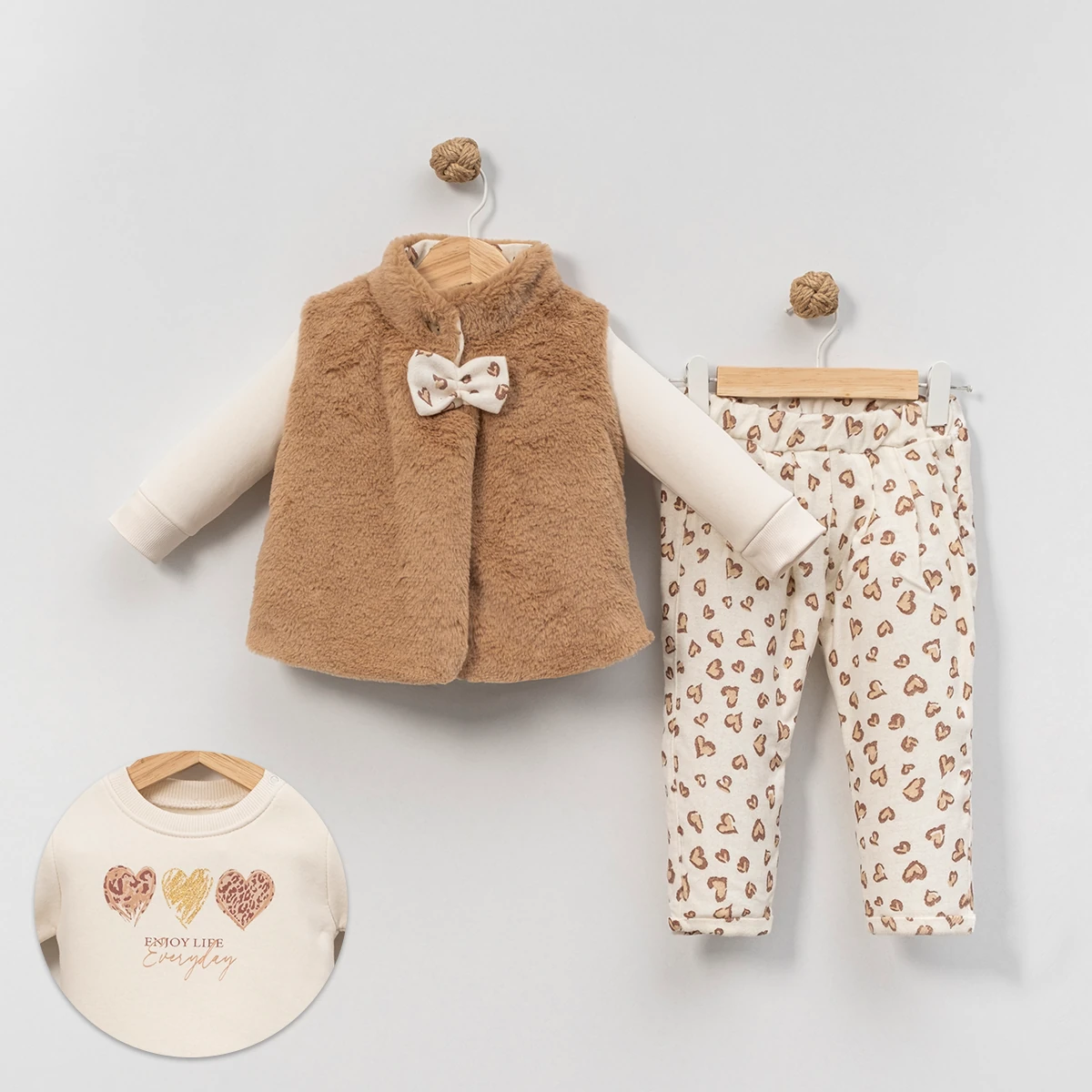 Kürk Yelekli Kız Bebek 3’lü Takım