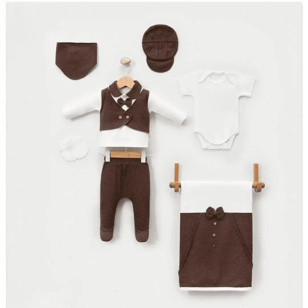 Yelek Görünümlü Papyonlu Erkek Bebek 7'li Hastane Çıkışı Seti (Oeko-Tex Sertifikalı) - Koyu Kahve