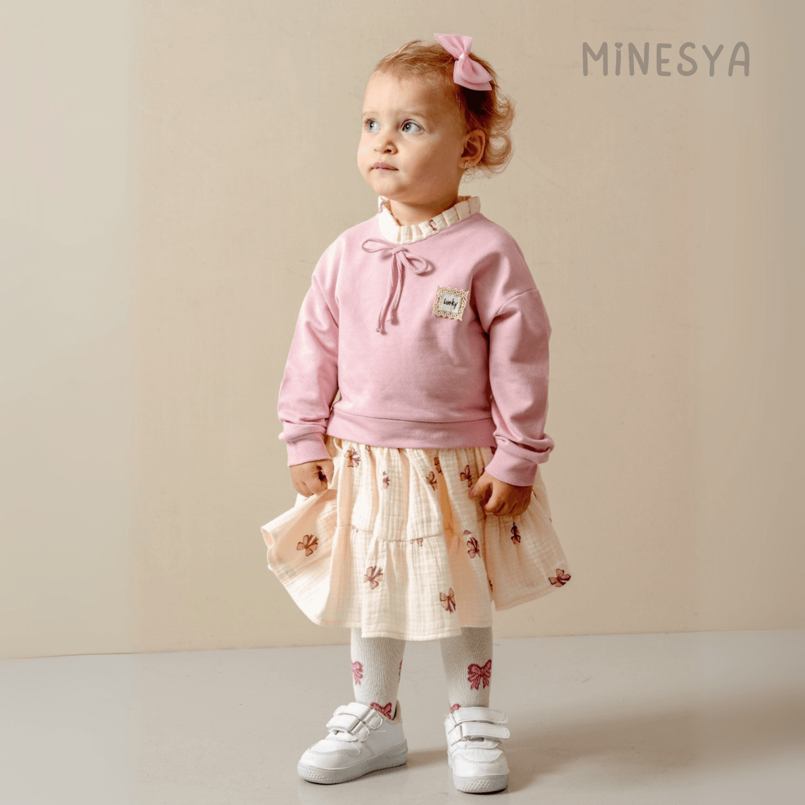 Oeko-Tex Sertifikalı Kız Bebek Sweatshirt Etek Takımı – Kilotlu Çorap Hediyeli - Pembe