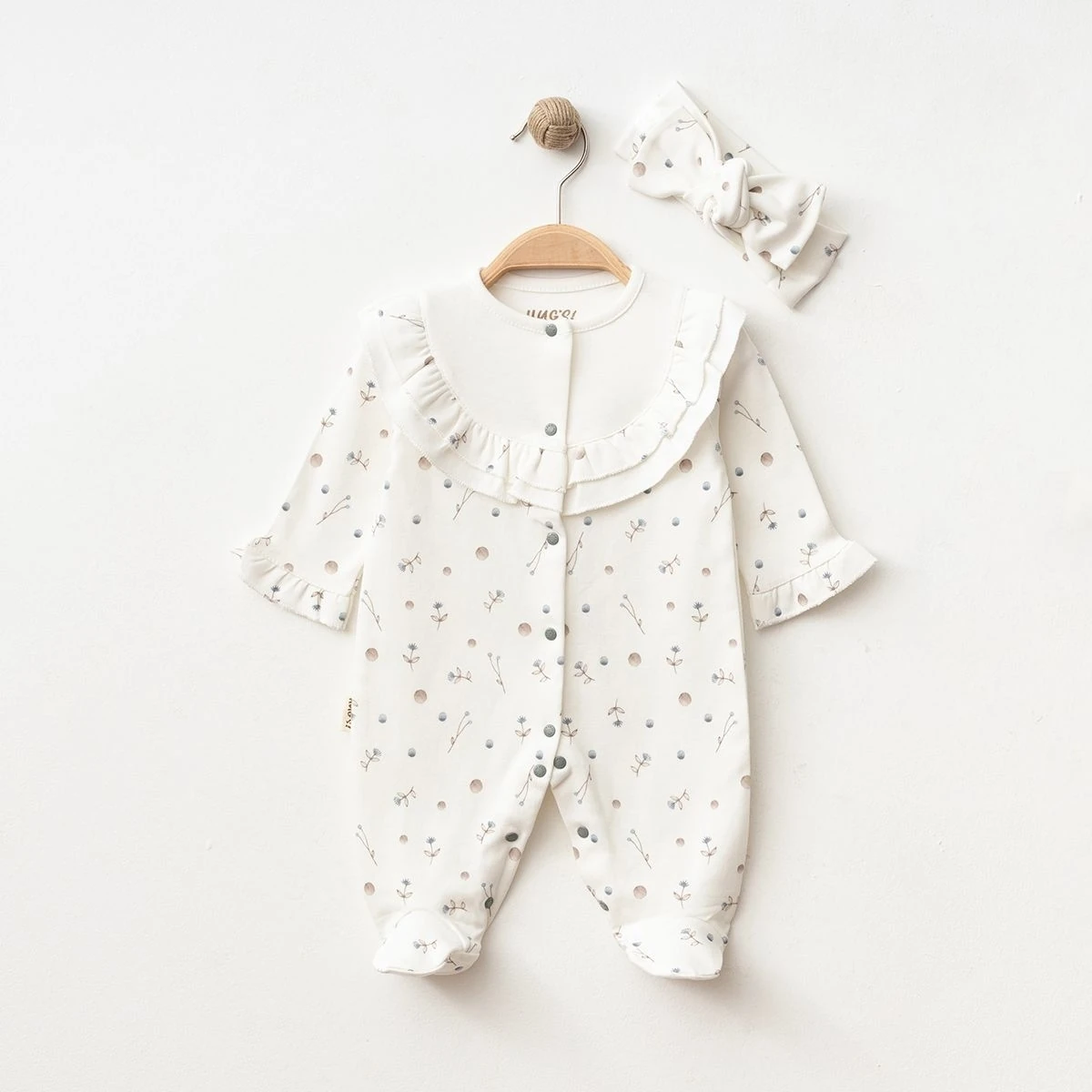 Pamuklu Fırfırlı Yaka Tomurcuk Desenli Kız Bebek Tulum ve Bandana Seti