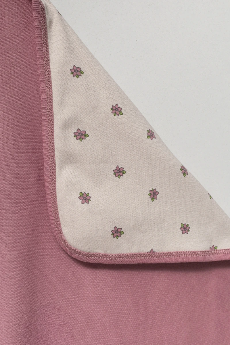 Oeko-Tex Sertifikalı 10’lu Çiçek Desenli Yenidoğan Kız Bebek Hastane Çıkışı Seti – Kendinden Eldivenli & Nefes Alabilen Pamuklu