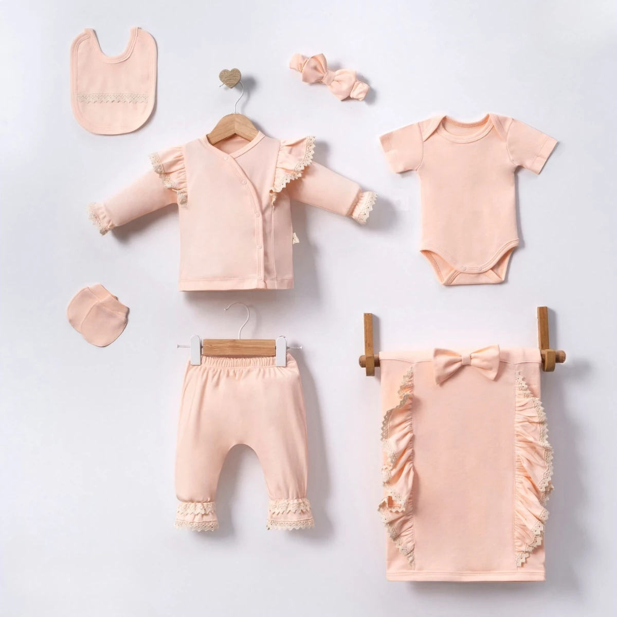Oeko-Tex Sertifikalı Dantel Detaylı Natural Kız Bebek 7'li Hastane Çıkışı Seti - Somon
