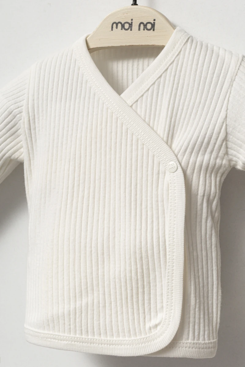 Oeko-Tex Sertifikalı Ekru 10 Parça Yenidoğan Set – Kendinden Eldivenli, Yumuşak Dokulu