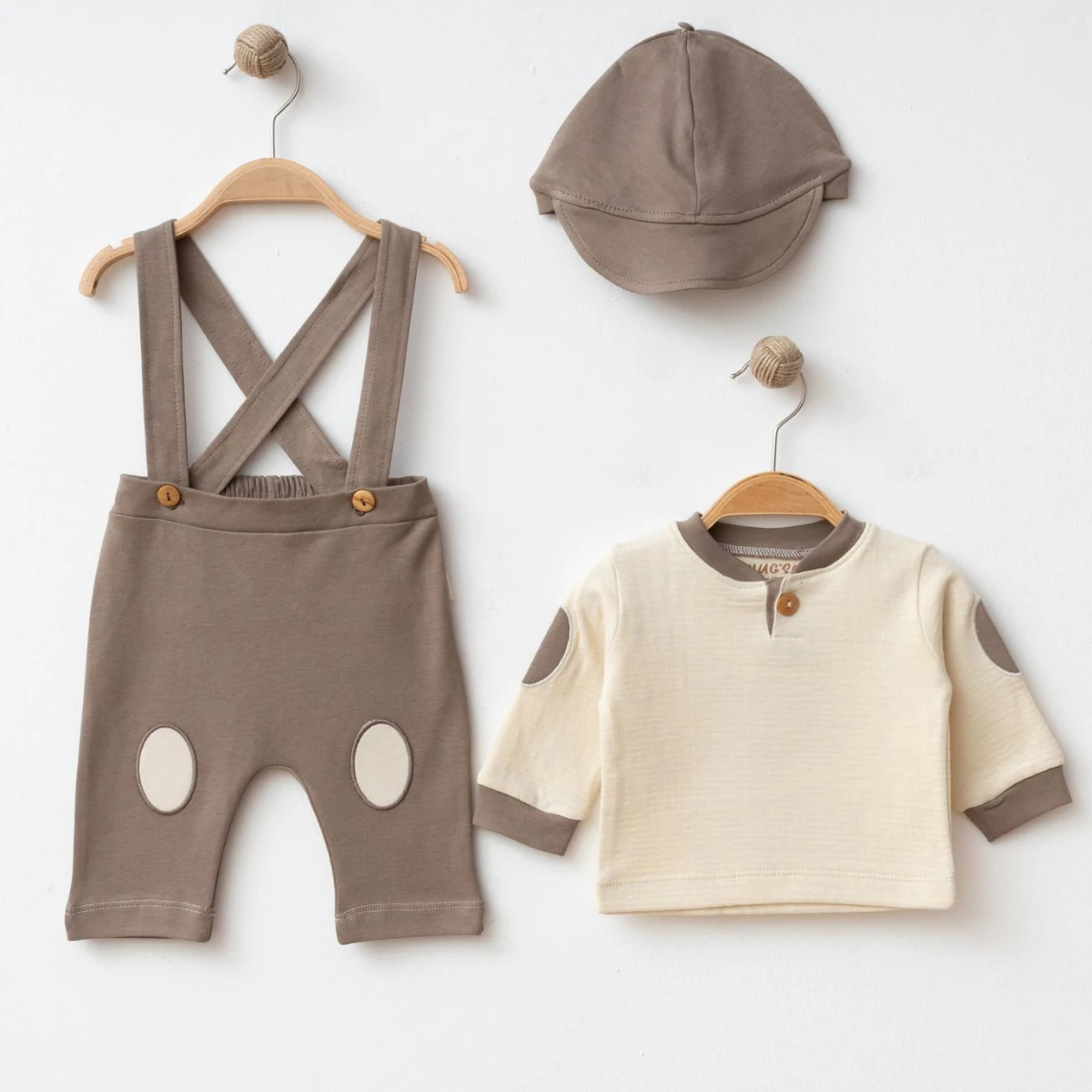 Modern Erkek Bebek 3’lü Salopetli Şapkalı Takım