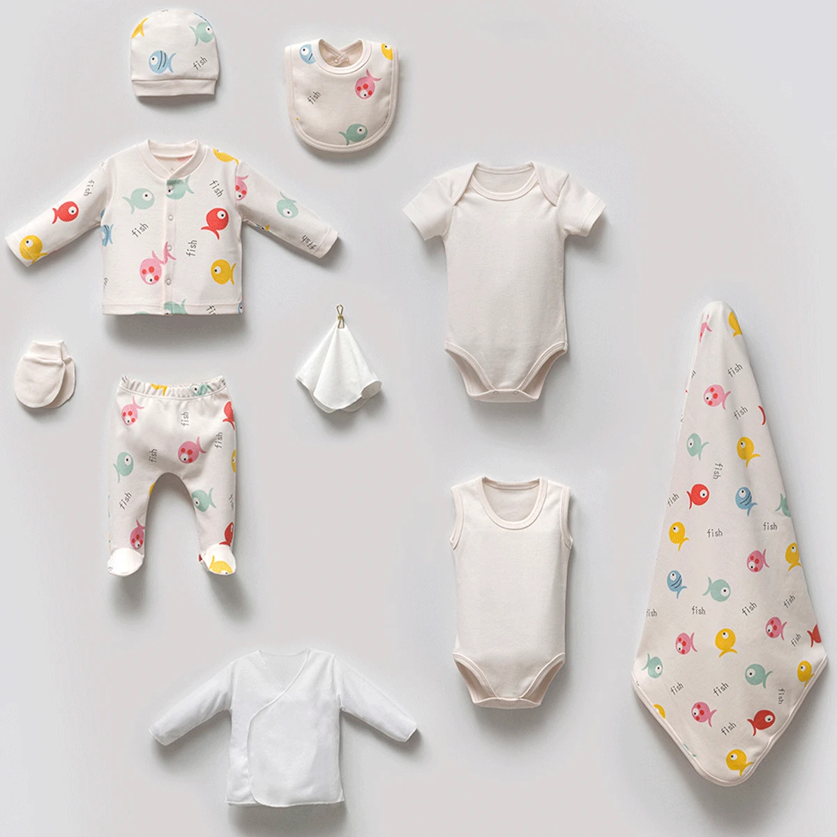Sevimli Balık Baskılı Erkek Bebek 10'lu Hastane Çıkışı Seti