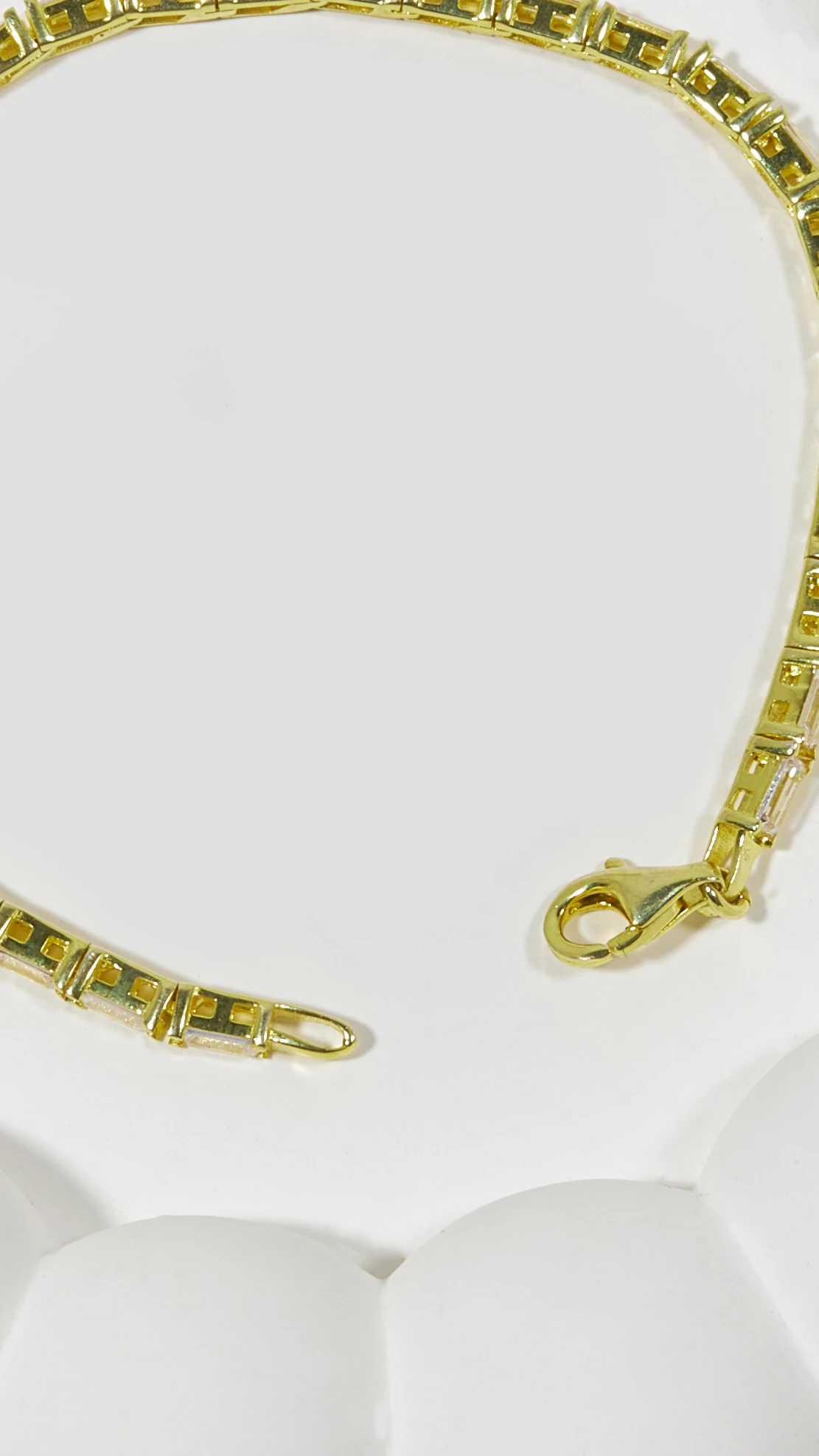 BAGET BEYAZ SU YOLU BİLEKLİK