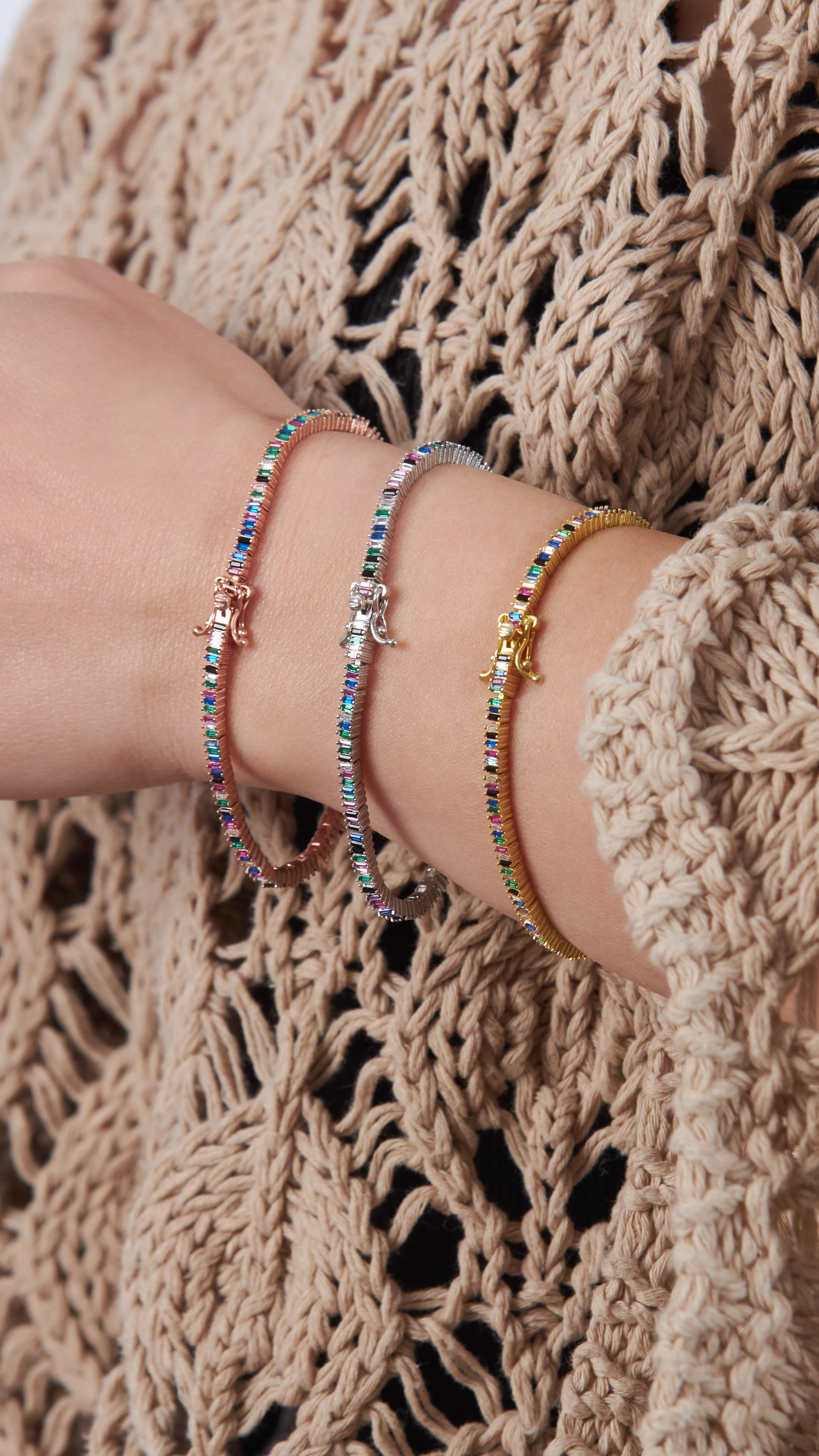 SU YOLU RENKLİ BİLEKLİK