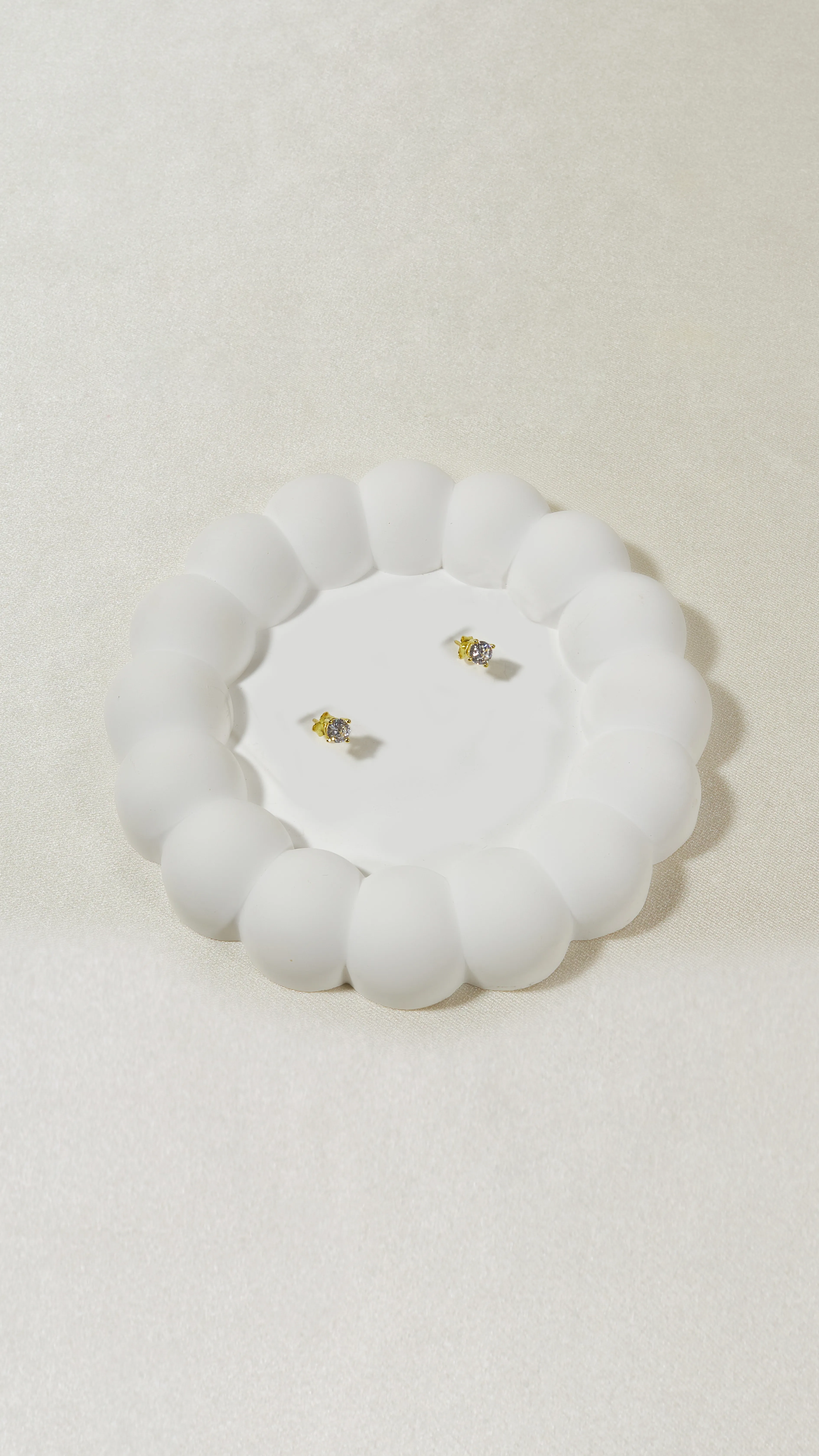 4 MM TEKTAŞ ÇİVİ KÜPE