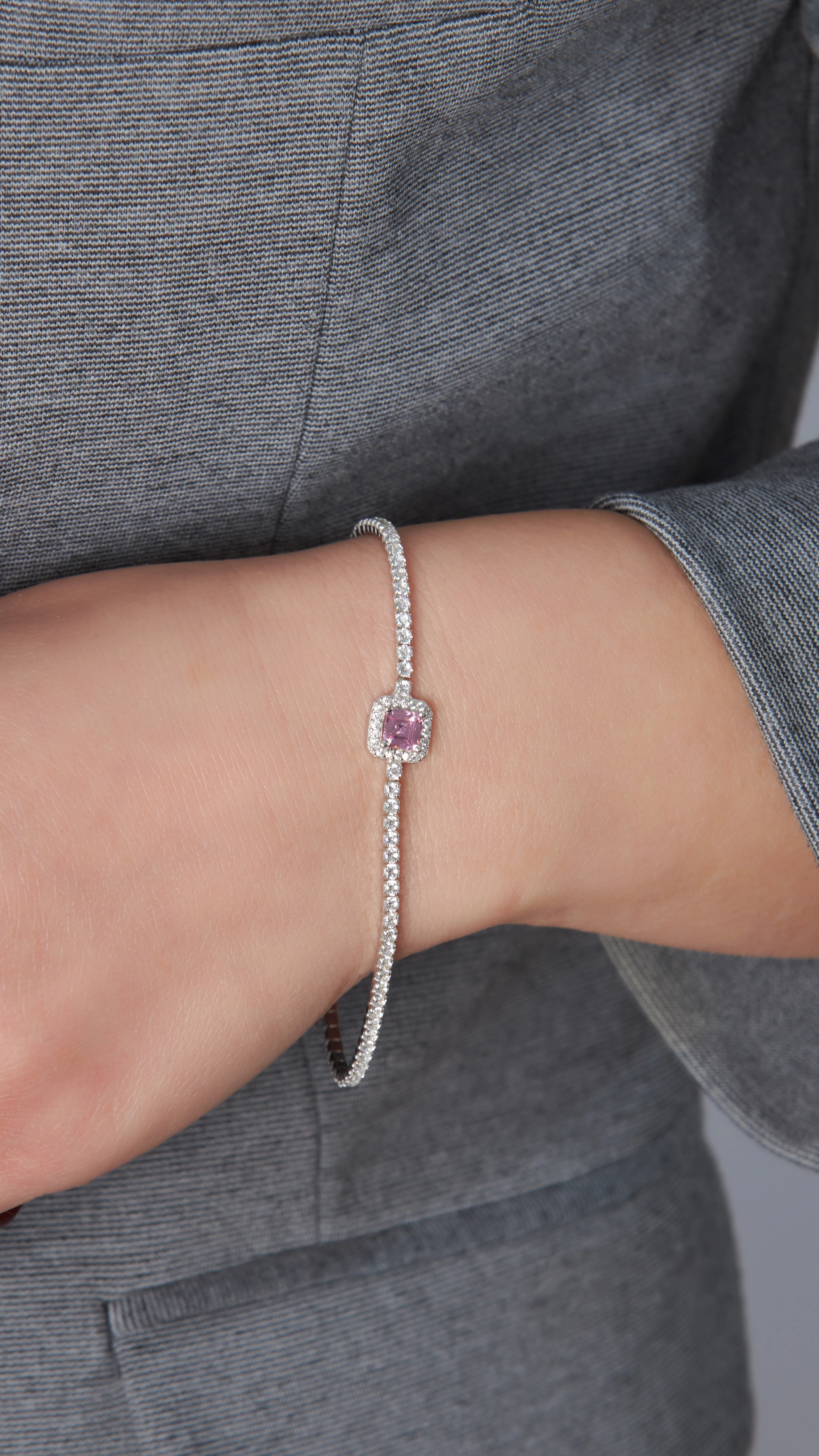 SU YOLU KARE TAŞLI BİLEKLİK