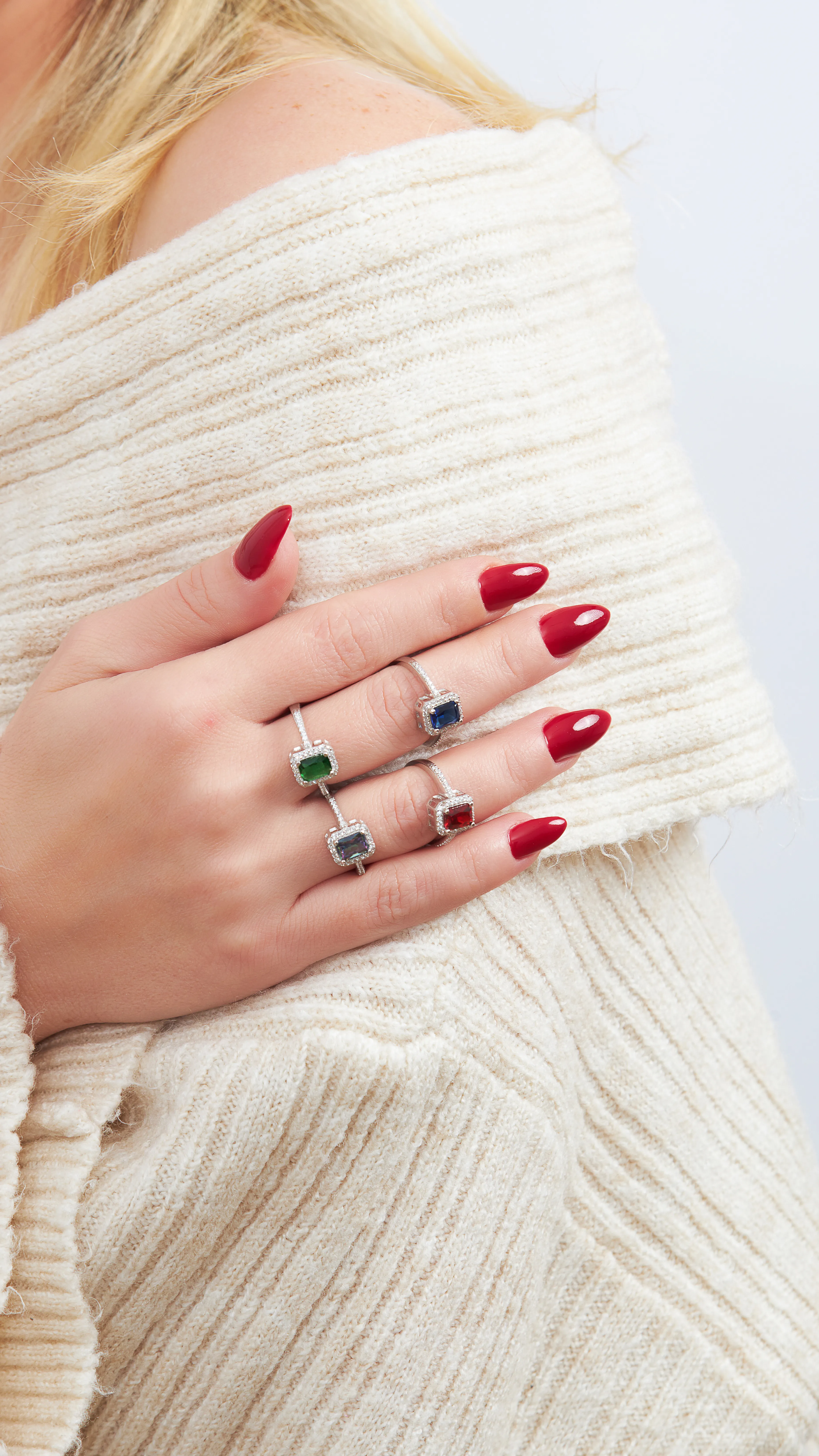 BAGET TAŞLI YÜZÜK