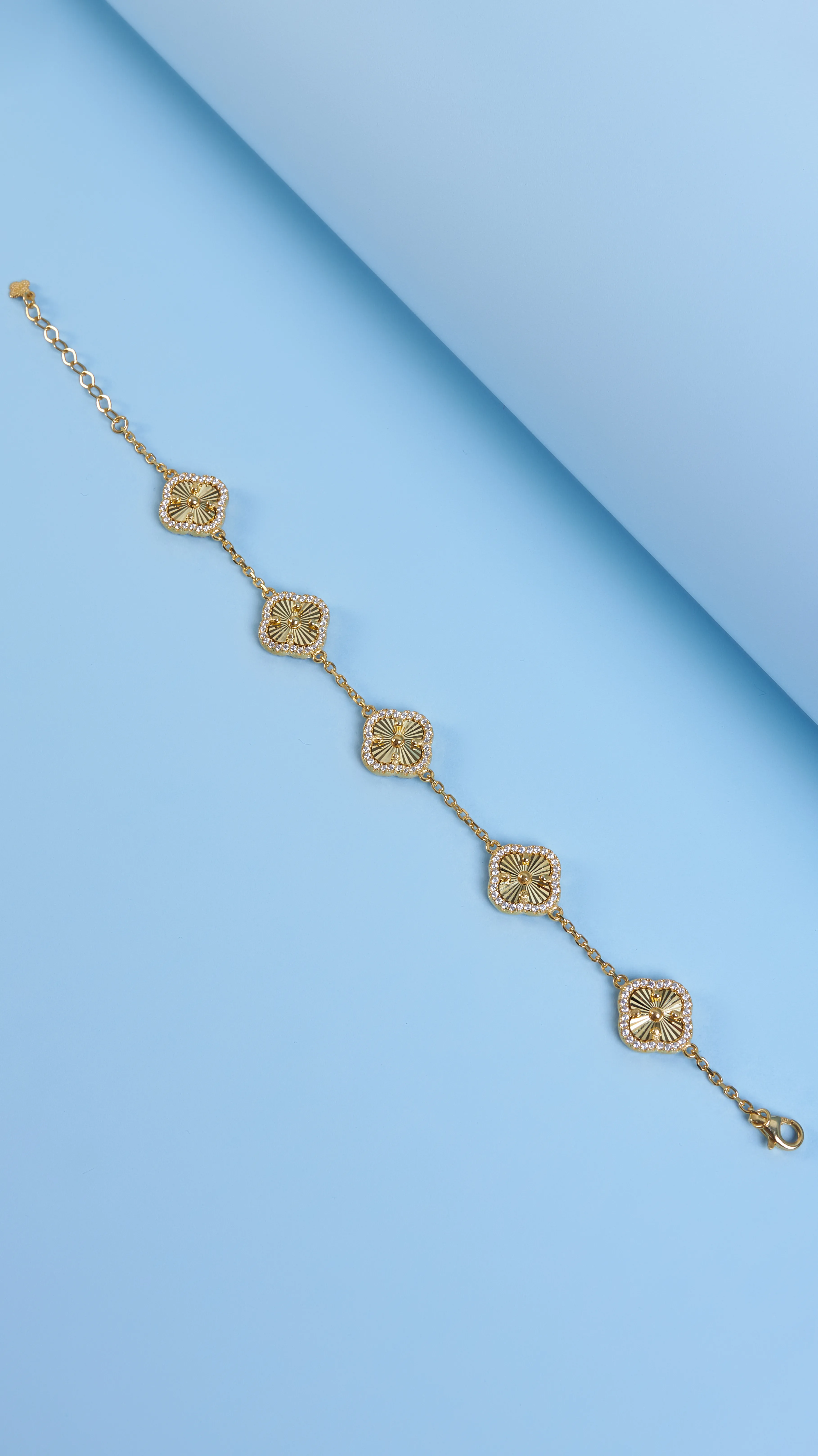 VAN CLEEF TAŞLI BEŞLİ YONCA BİLEKLİK