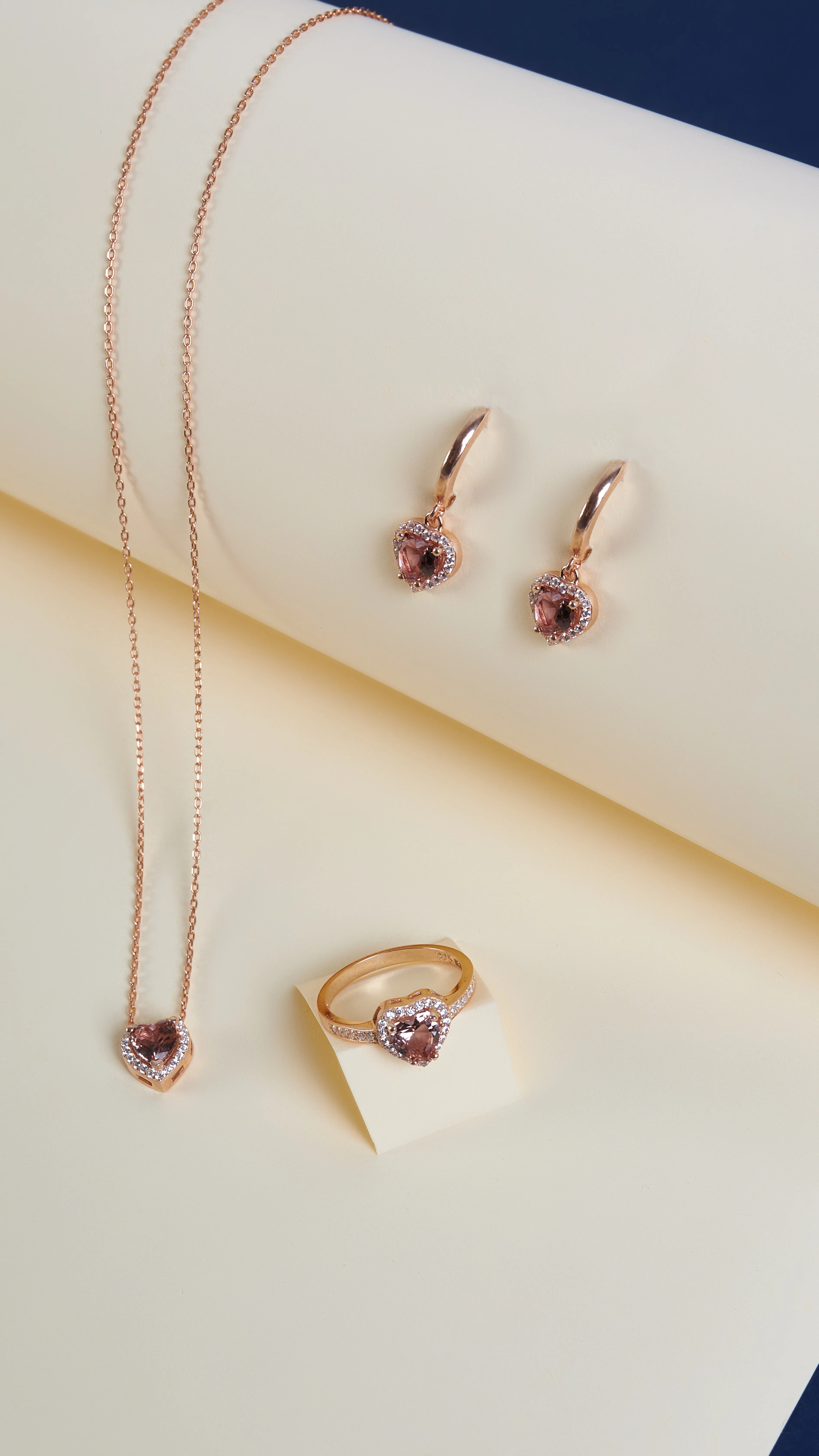 KALP TAŞLI ROSE SET