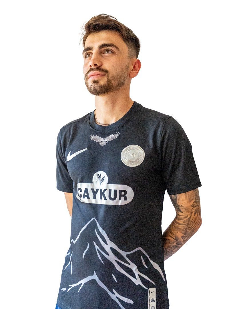 SİYAH FORMA REKLAMLI