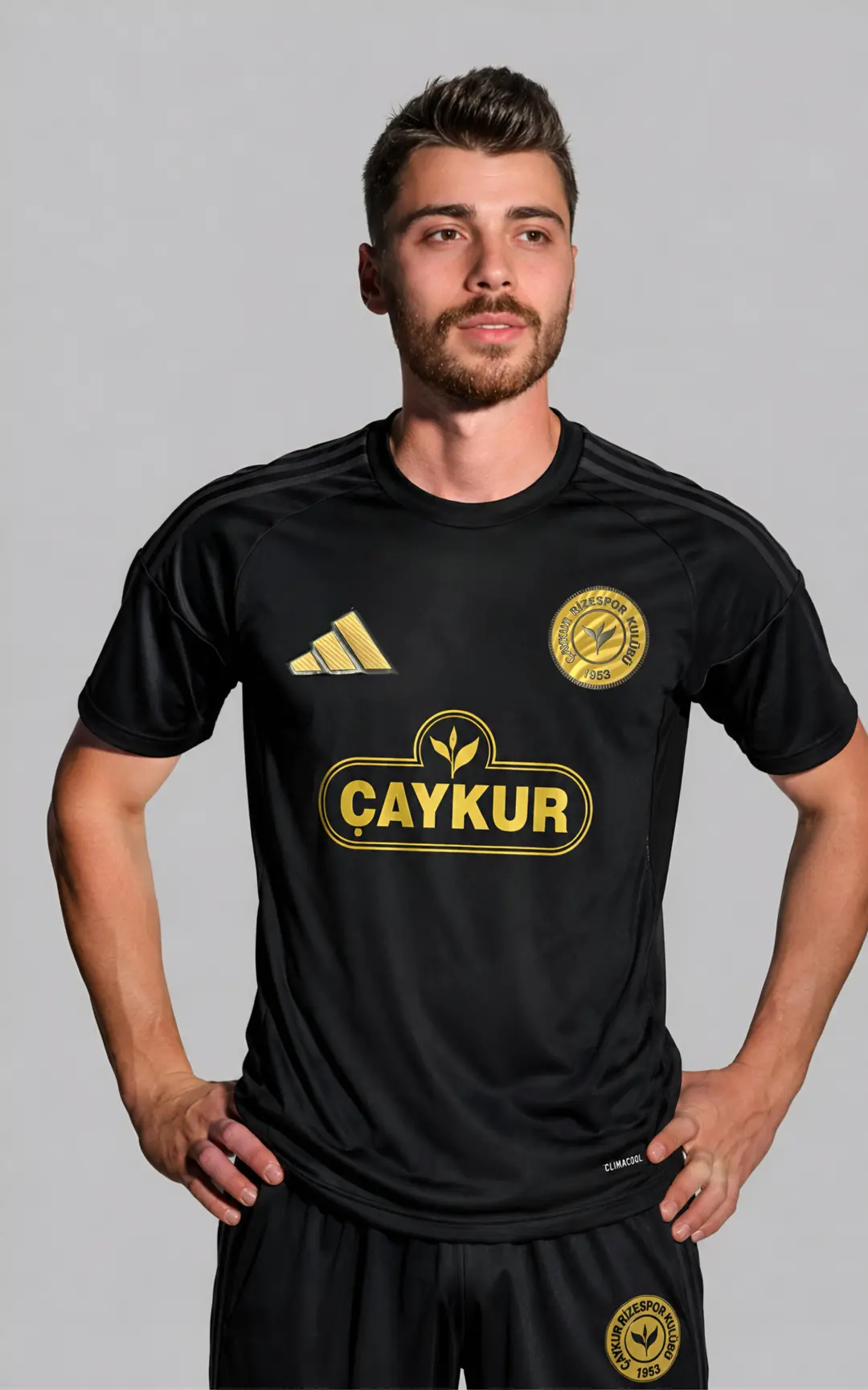 ADİDAS SİYAH GOLD FORMA