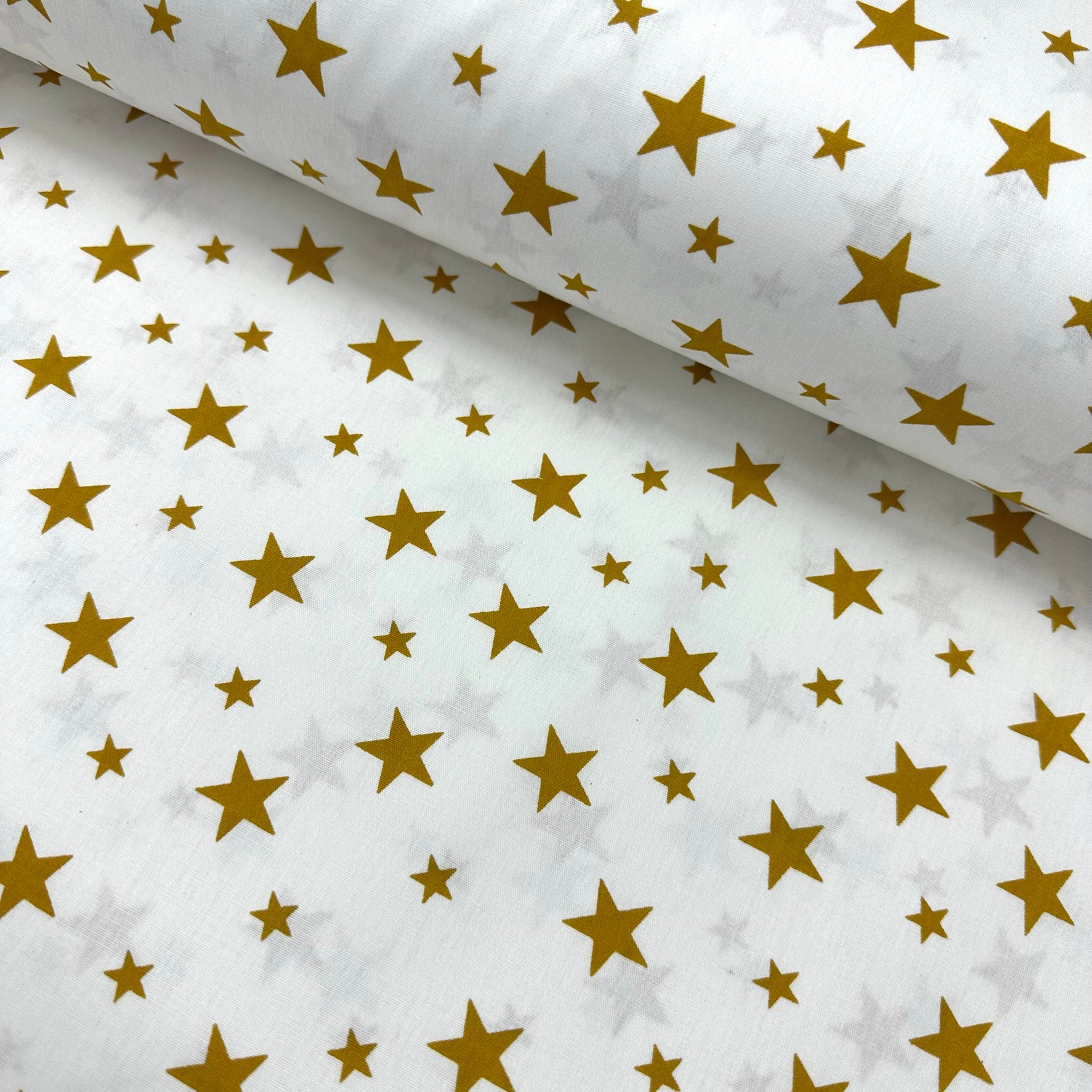 Beyaz Zemin Yıldız Poplin Kumaş - Hardal