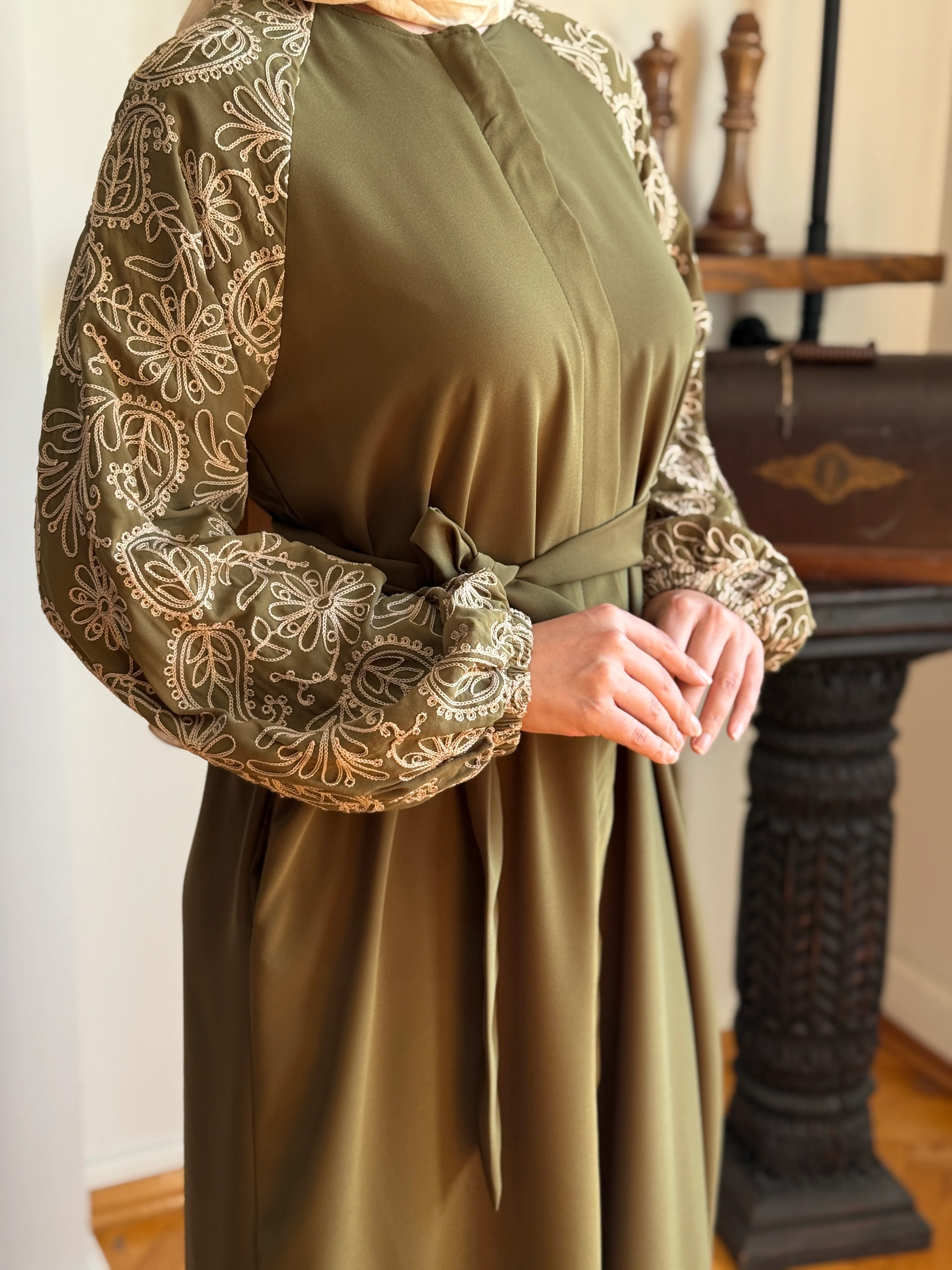 Süzene Nakışlı Reglan Kol Ferace 5051 NAVRA | FENDEL