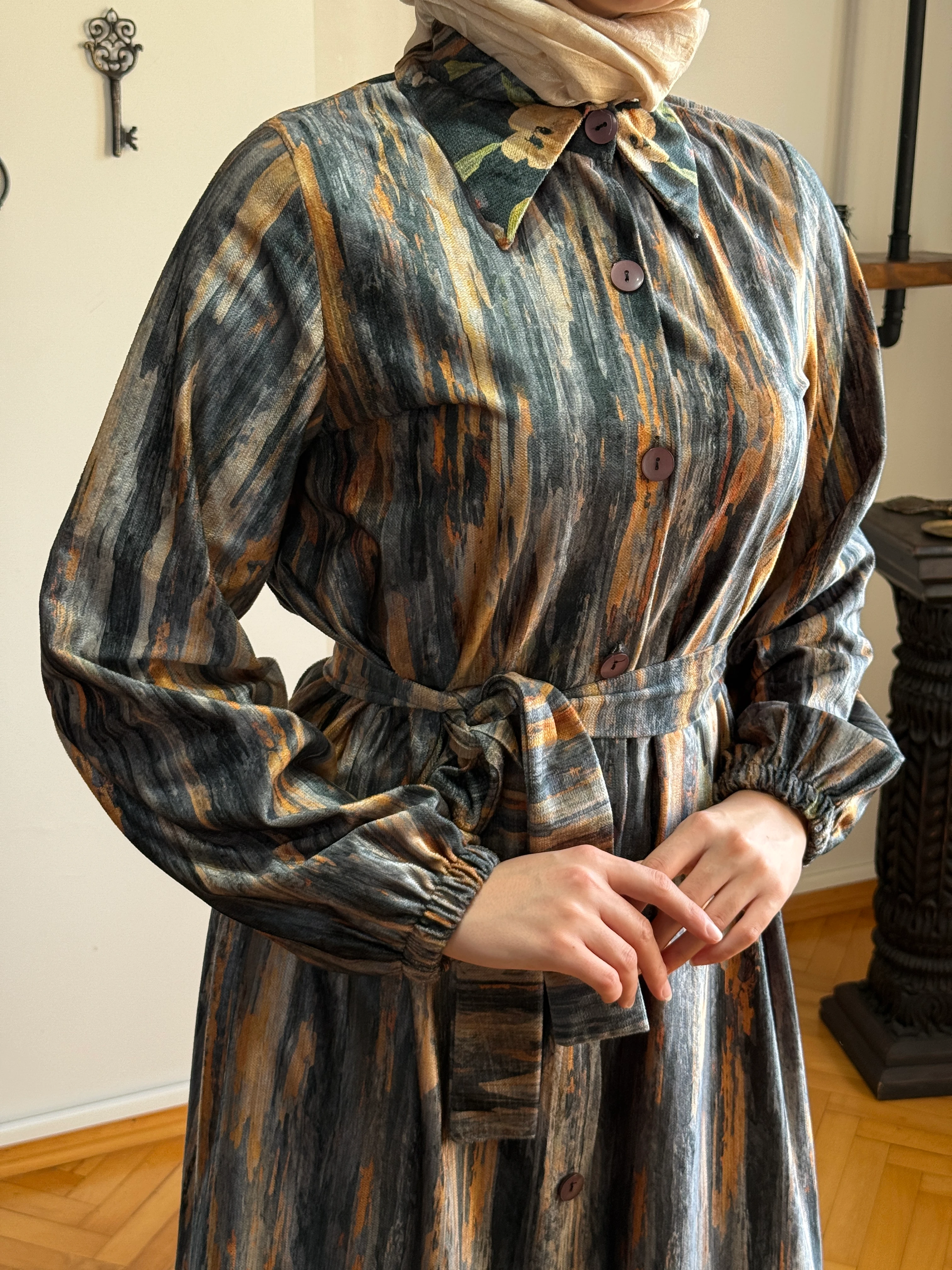 Boy Düğmeli Eteği Sulu Kadife Elbise 2305 NAVRA | FENDEL - antrasit