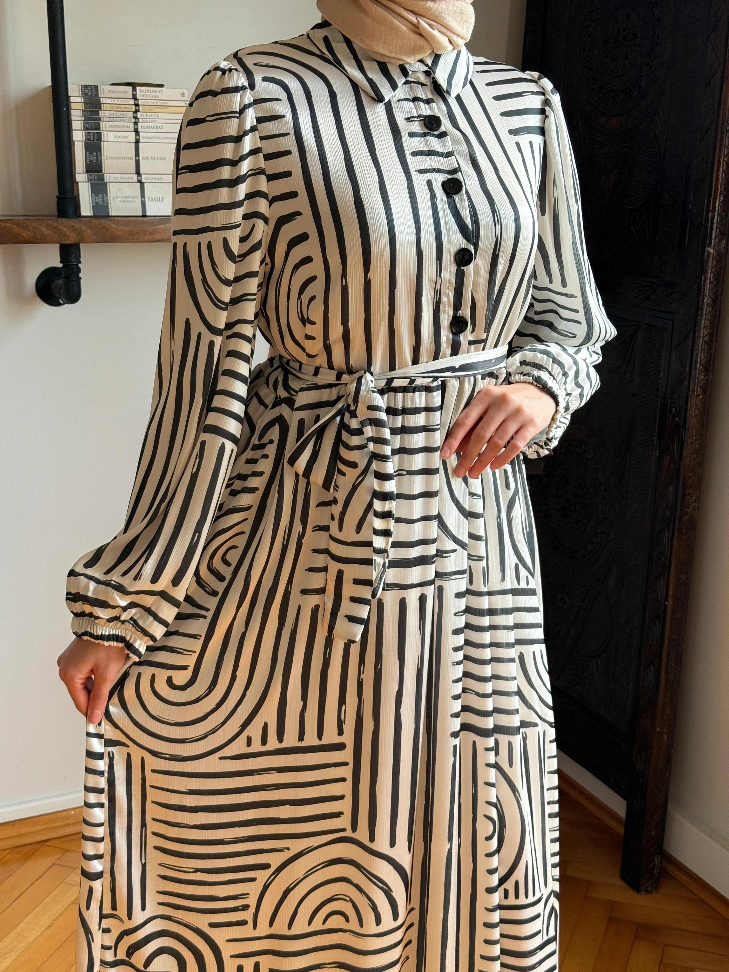 Gömlek Yaka Yarım Pat Desenli Saten Elbise 1873 NAVRA | FENDEL