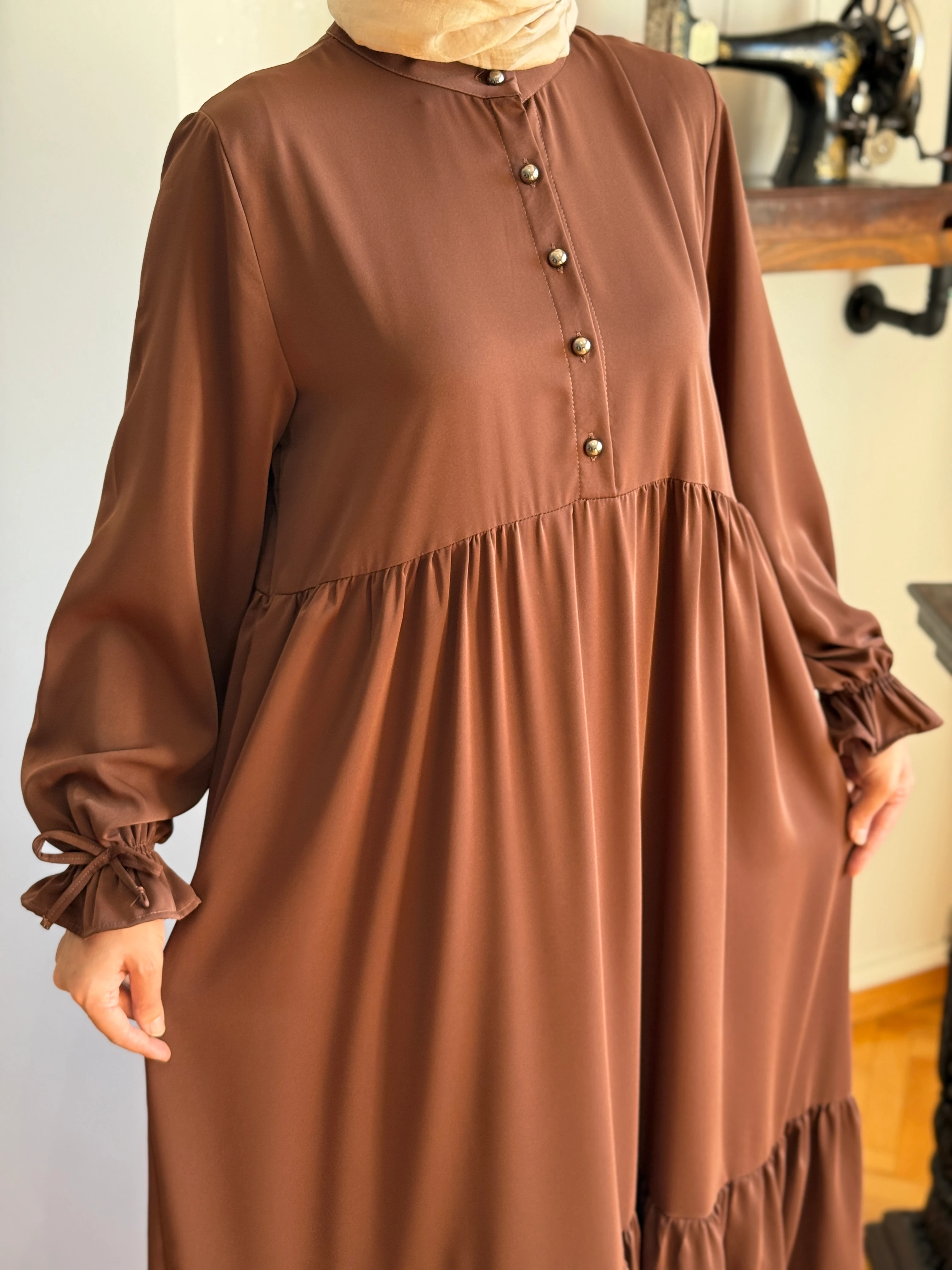 Yarım Patlı 3 Katlı Tesettür Elbise 5078 NAVRA | FENDEL