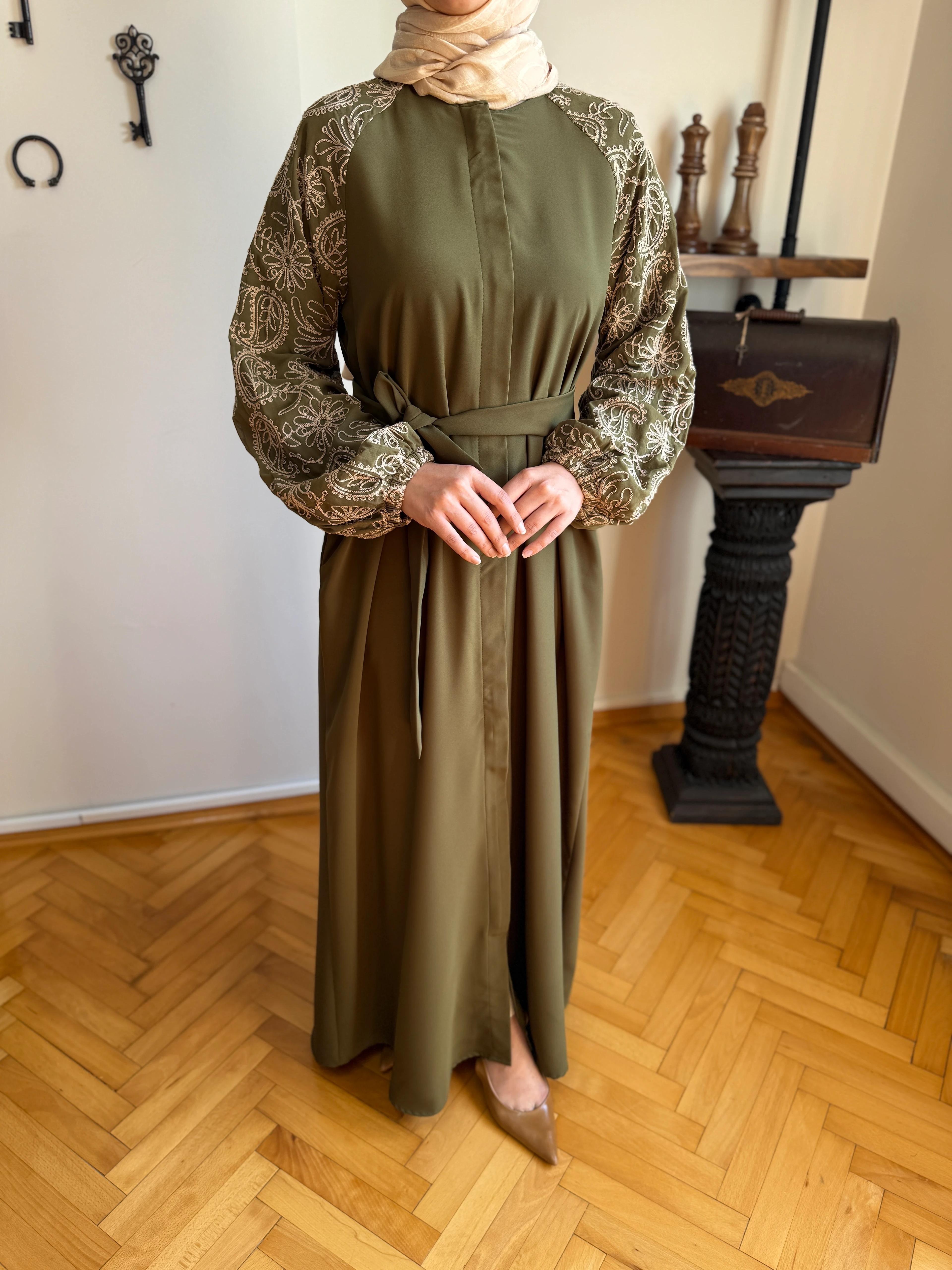 Süzene Nakışlı Reglan Kol Ferace 5051 NAVRA | FENDEL