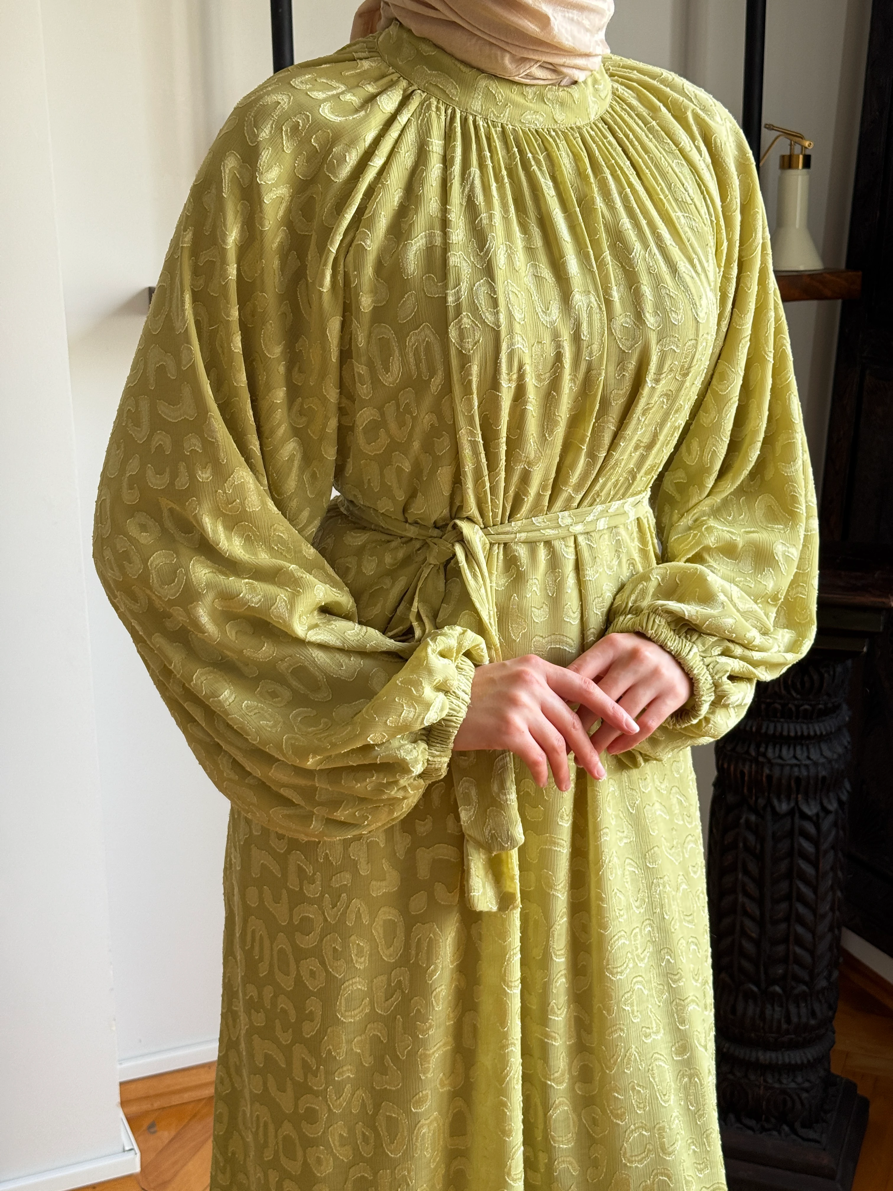 Reglan Kol Kesme Jakar Astarlı Şifon Elbise 1877 NAVRA | FENDEL