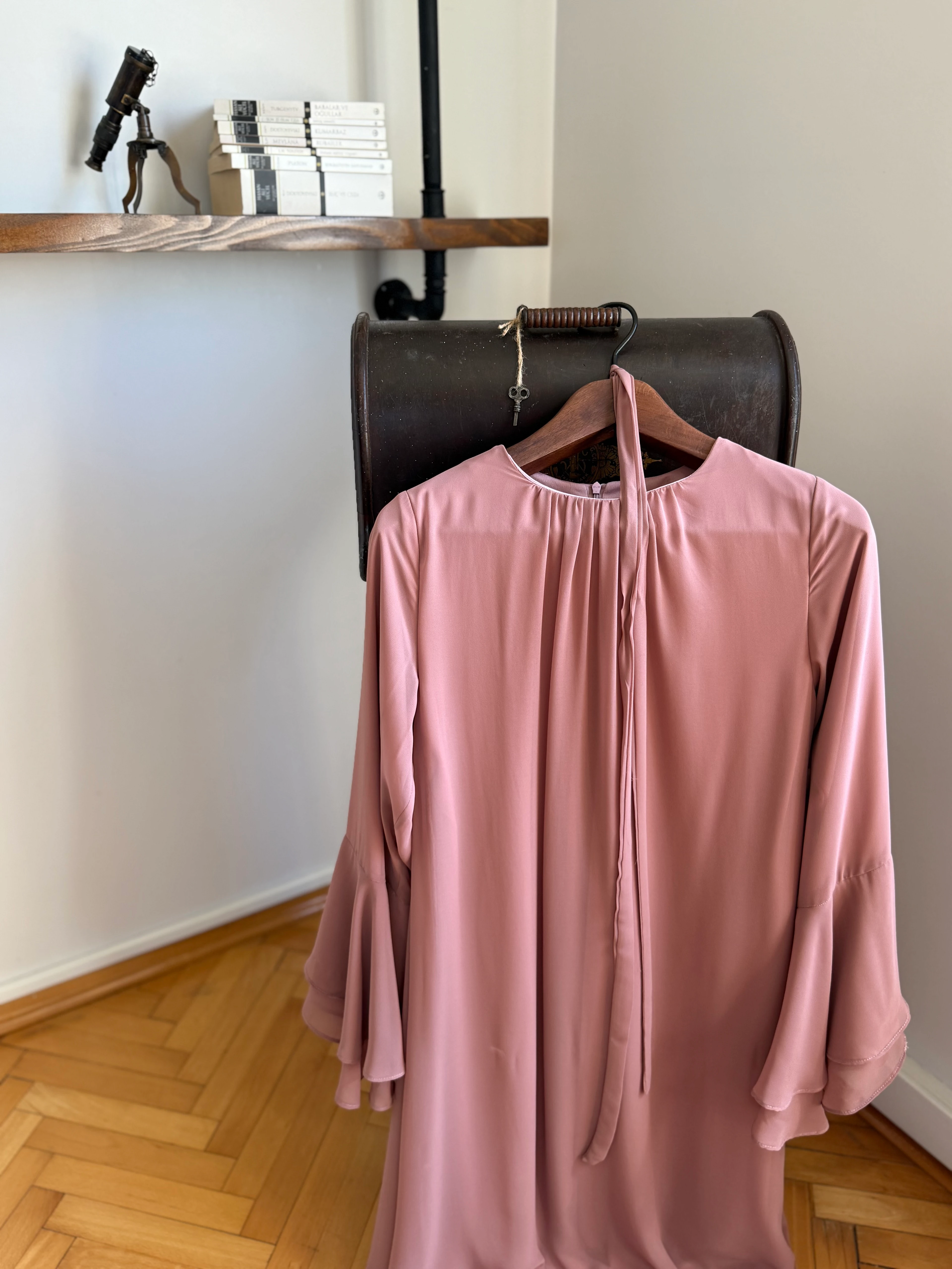 Şifon Volanlı Tesettür Elbise 5088 NAVRA | FENDEL - pudra