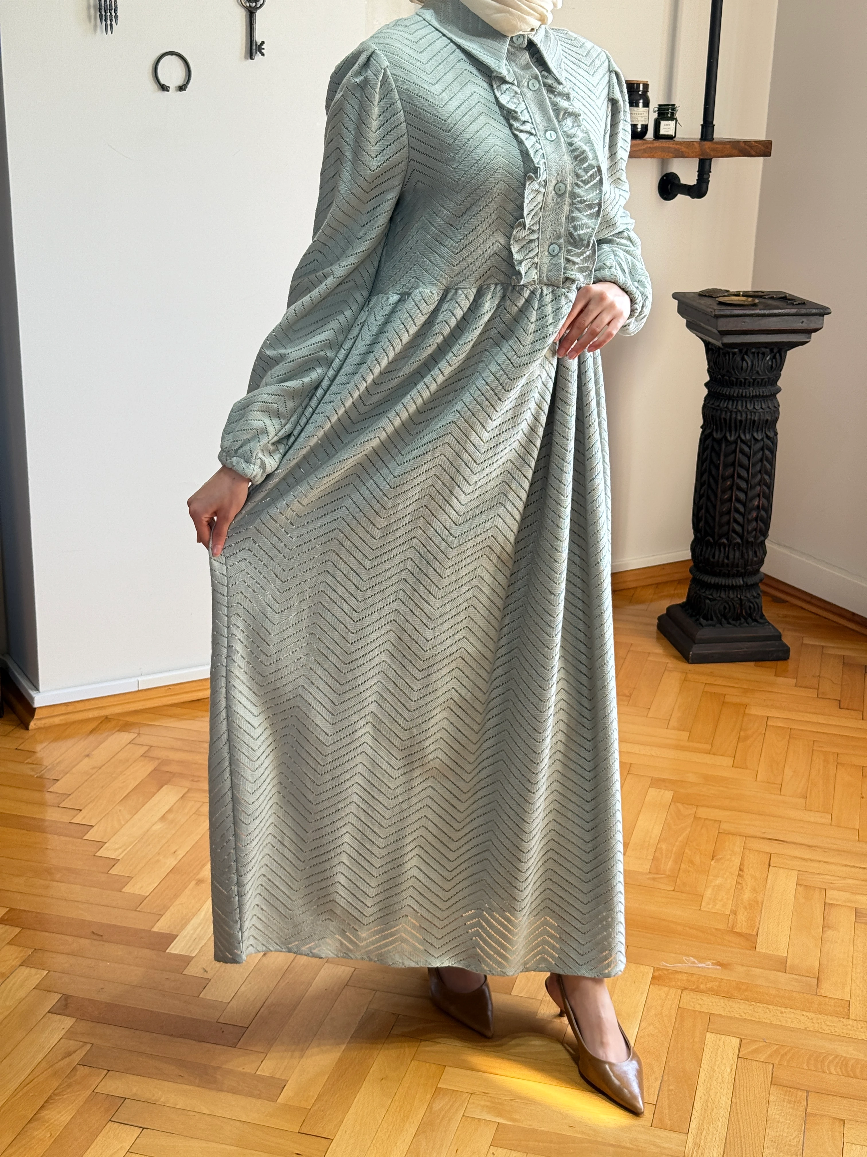 Yarım Pat Fırfırlı ve Astarlı Dantel Elbise 1870 NAVRA | FENDEL