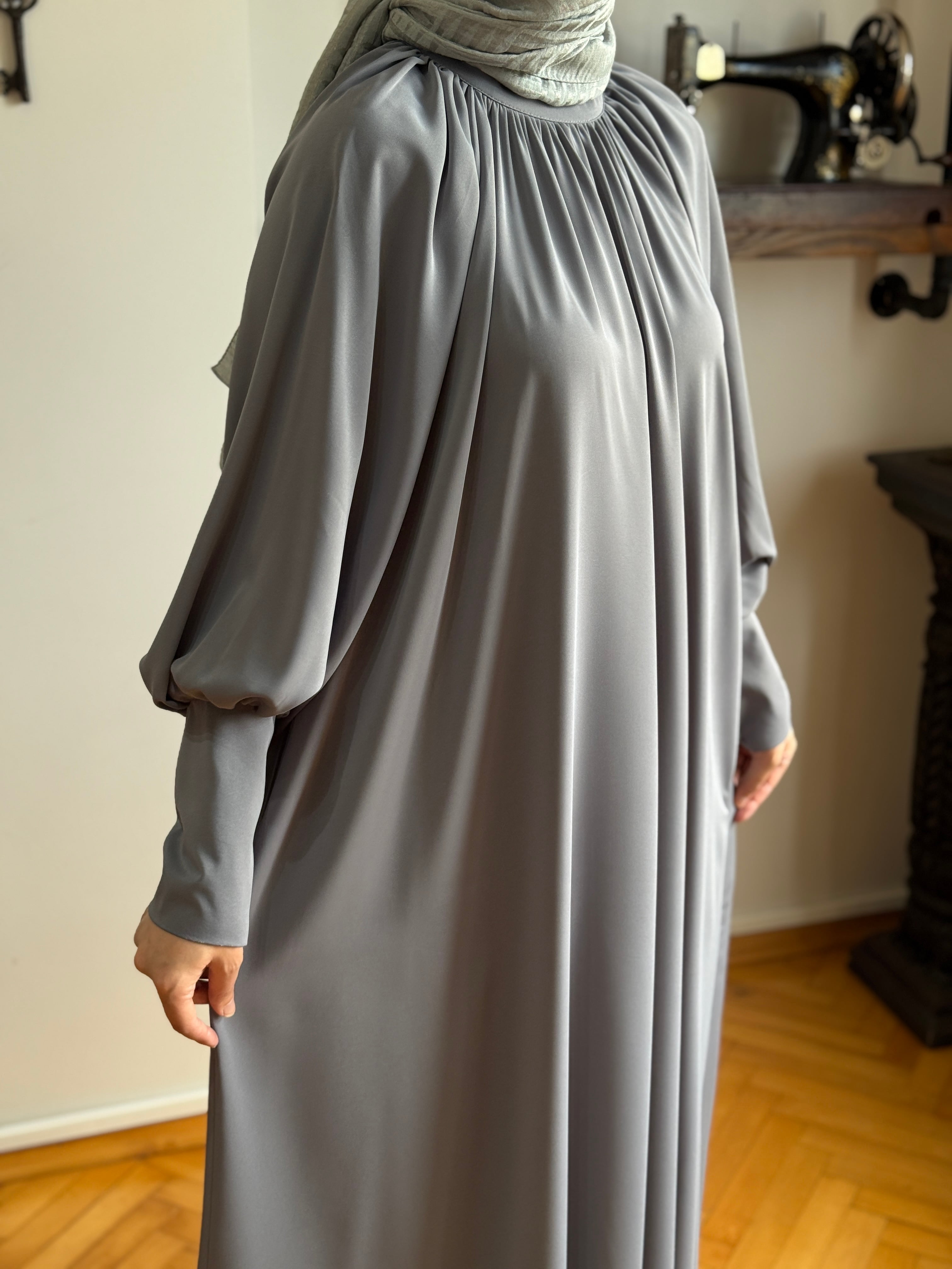 Reglan Kol Büzgülü Elbise 5072