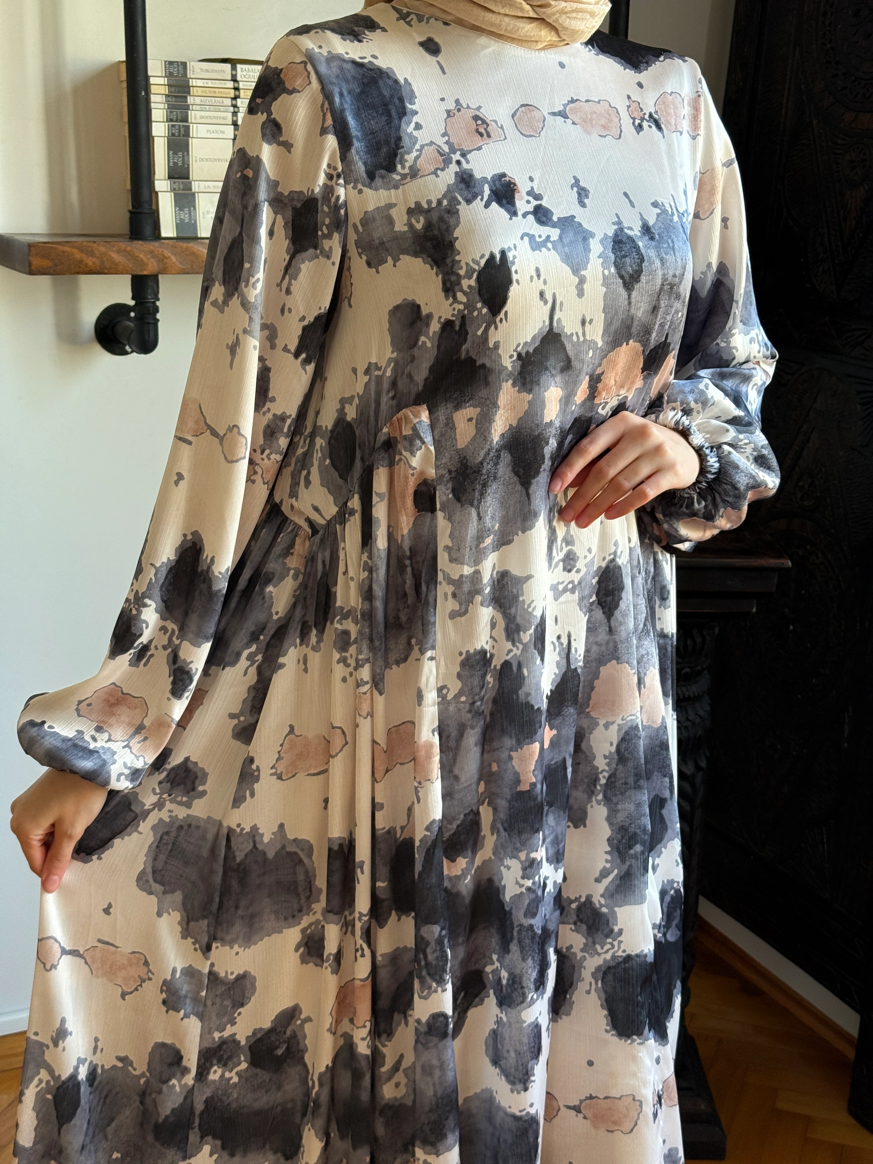 Yandan Büzgülü Desenli Saten Elbise 1906 NAVRA | FENDEL