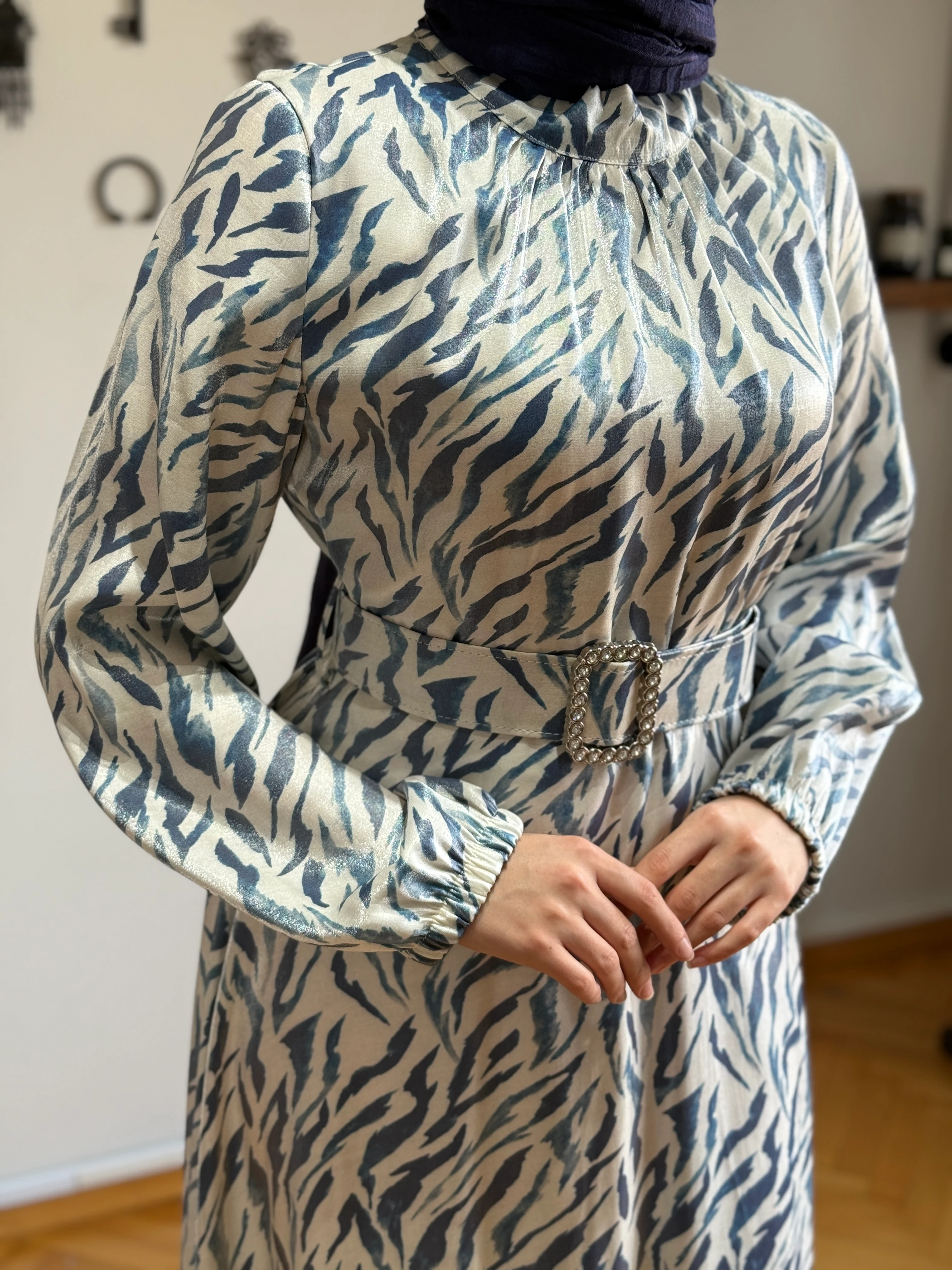 Hakim Yaka Kemerli Saten Elbise 1883 NAVRA | FENDEL