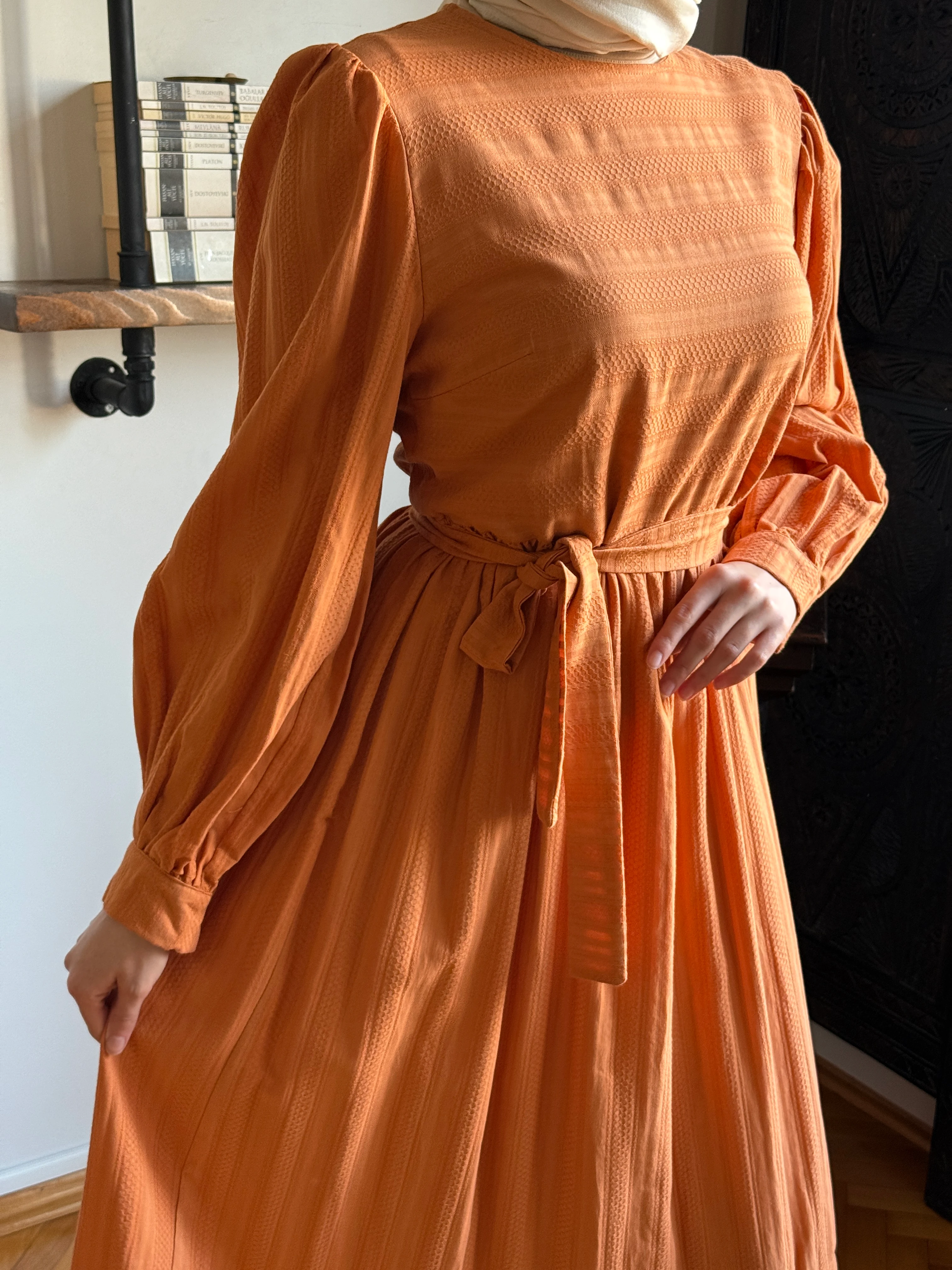 Bel ve Etek Büzgülü Keten Flam Elbise 1847 NAVRA | FENDEL