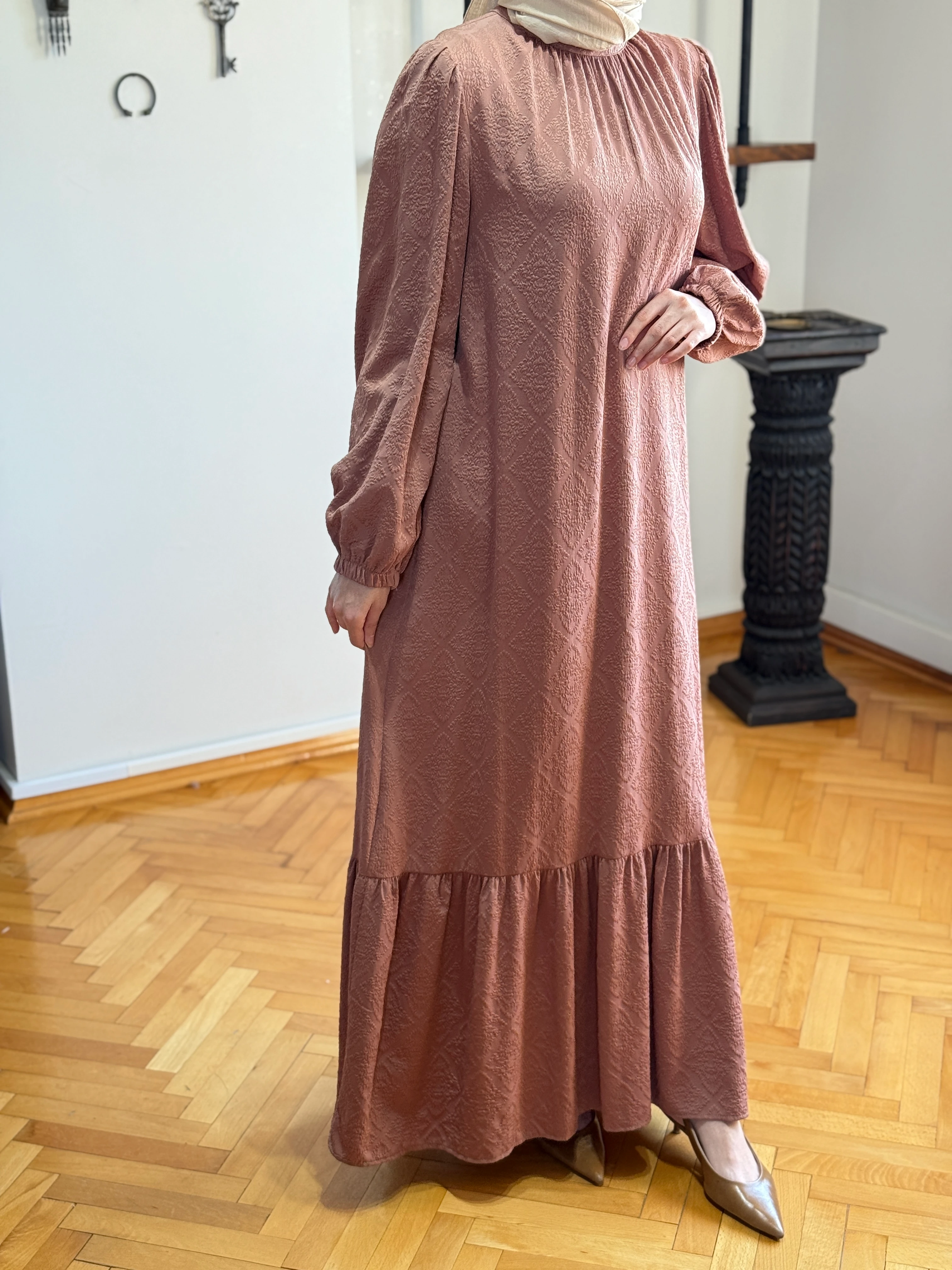 Hakim Yaka Büzgülü Jakarlı Pamuk Elbise 1839 NAVRA | FENDEL