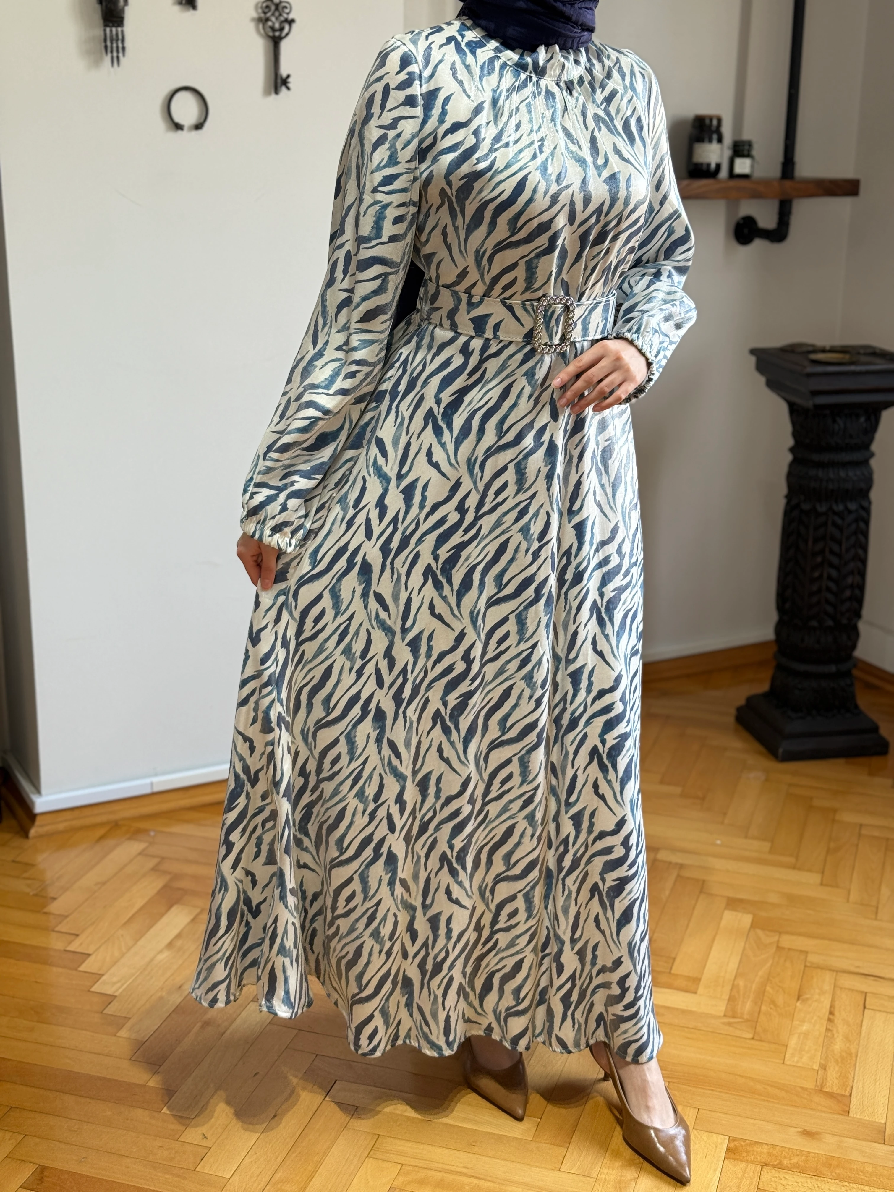 Hakim Yaka Kemerli Saten Elbise 1883 NAVRA | FENDEL