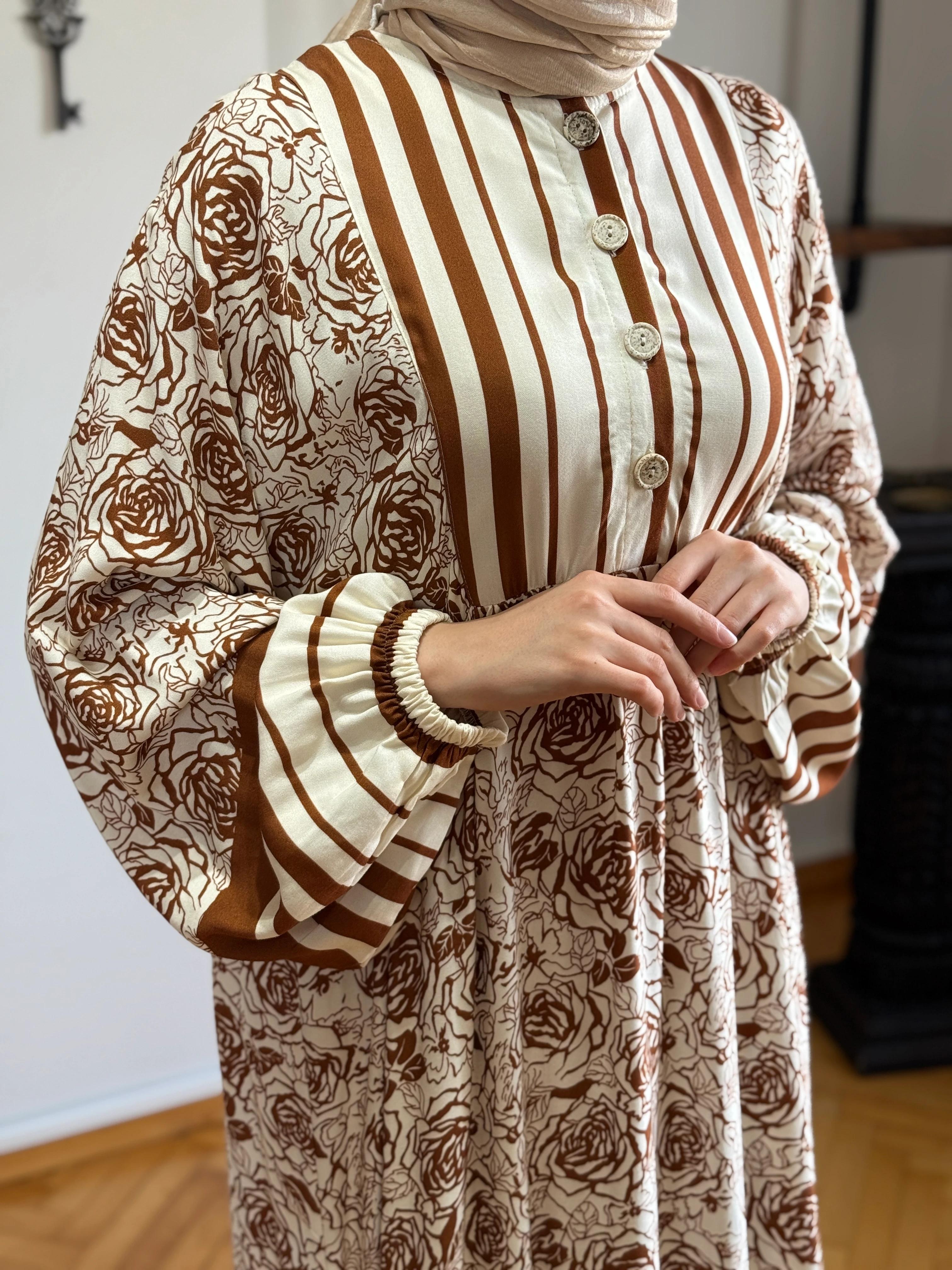 Eteği Sulu Yarım Pat Pamuk Elbise 1893 NAVRA | FENDEL