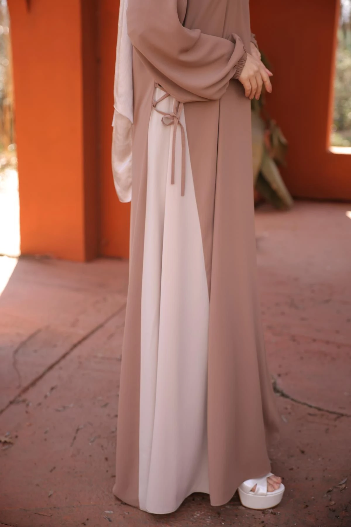 Yandan Garnili Medine İpeği Elbise 5061 NAVRA | FENDEL