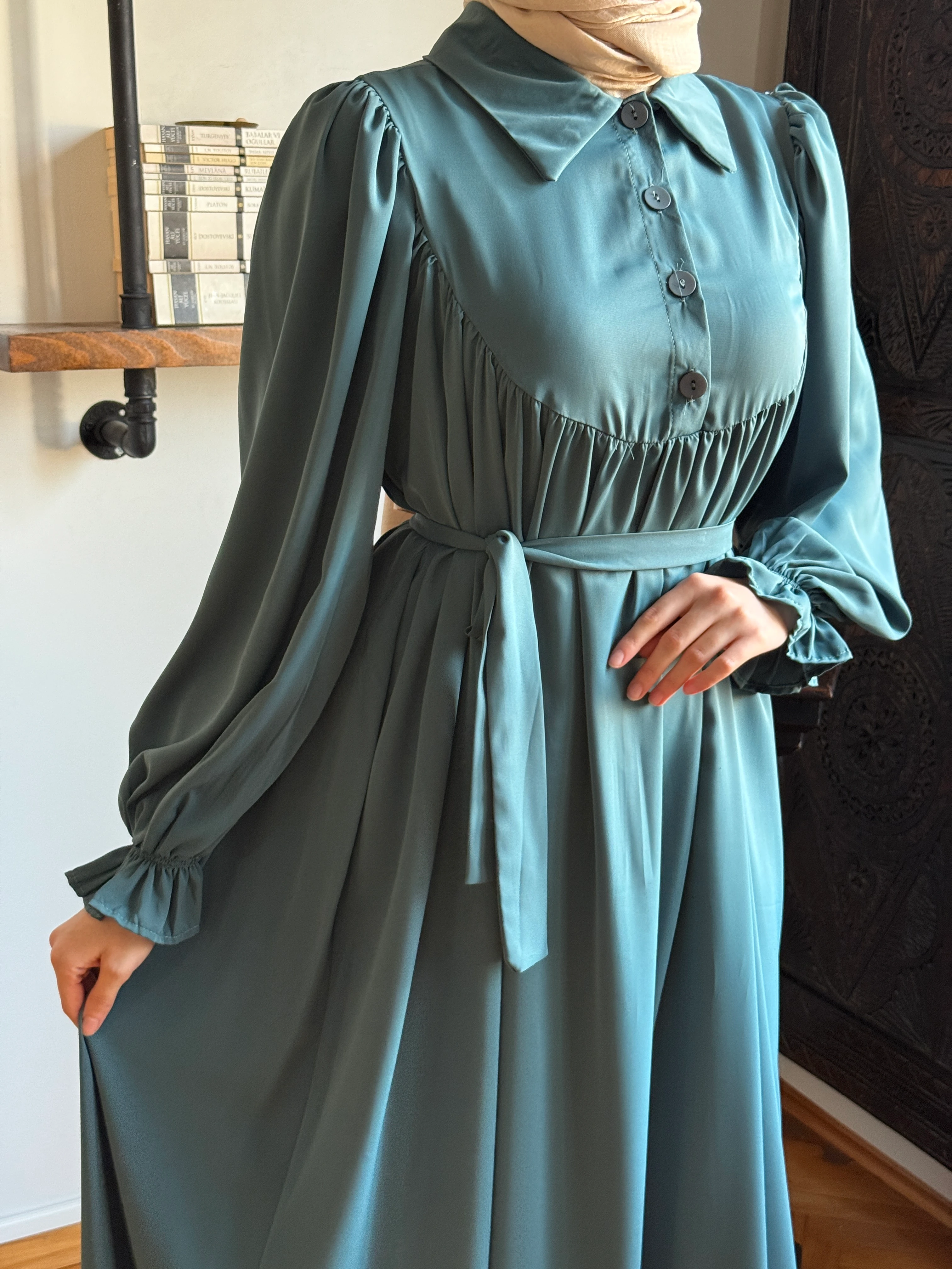 Gömlek Yaka Yarım Pat Dubai İpeği Elbise 1926 NAVRA | FENDEL - mint